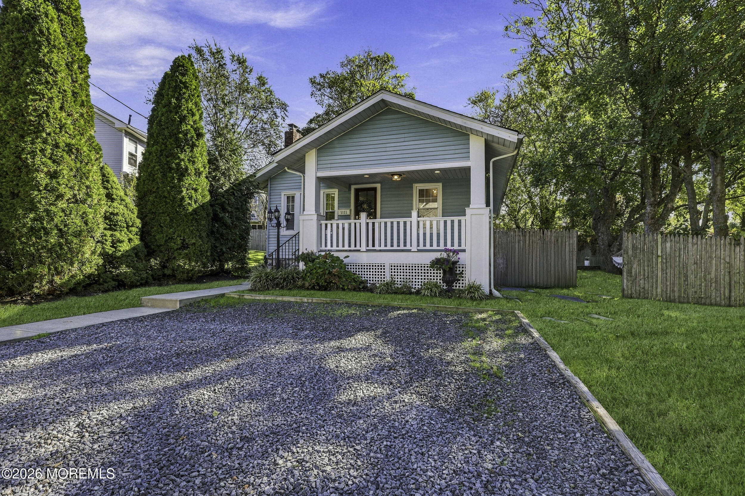 1111 Ridge Avenue