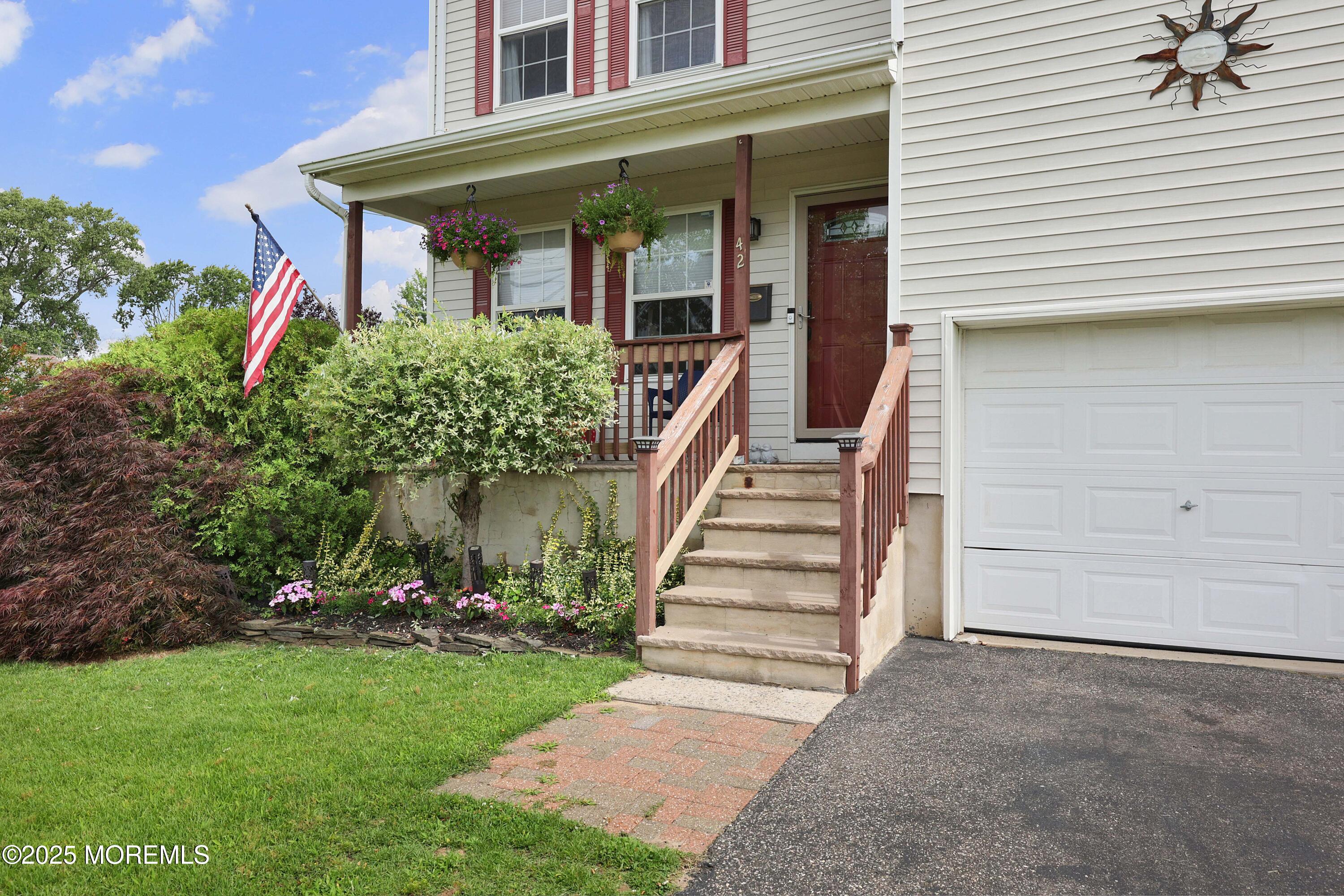 42 W Highland Avenue