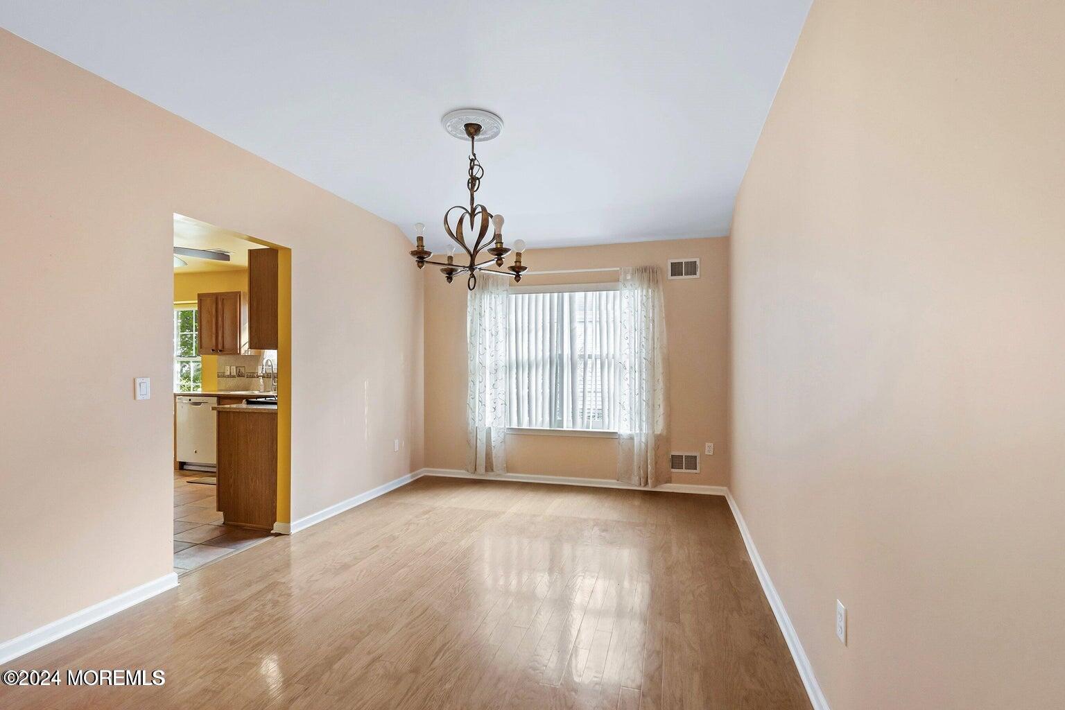 6 Round Valley Court, Lakewood, New Jersey image 6