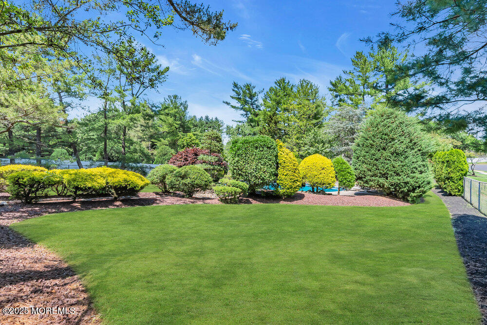 28 Pheasant Drive, Marlboro, New Jersey image 43