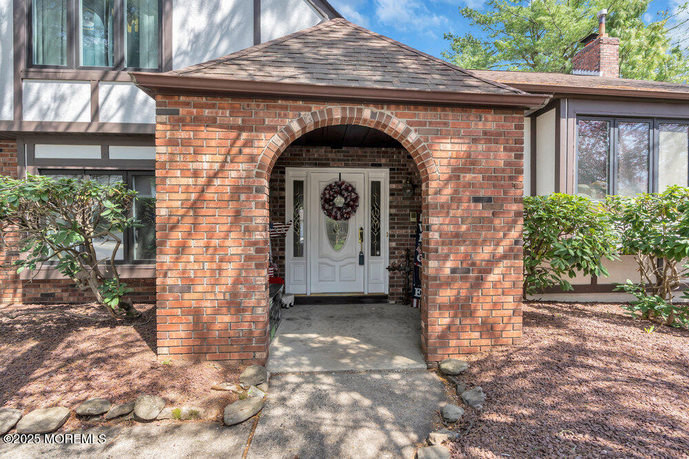 28 Pheasant Drive, Marlboro, New Jersey image 4