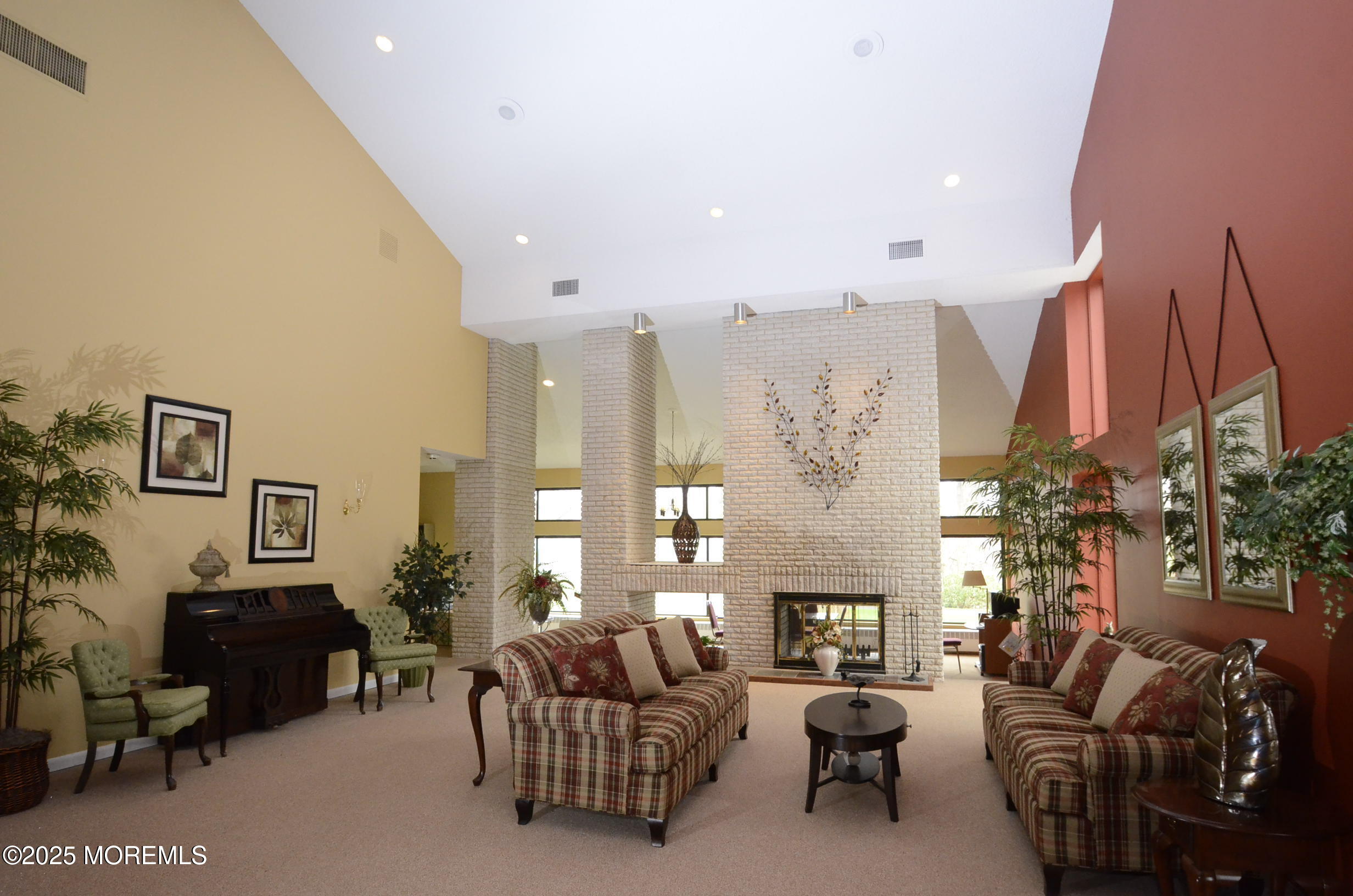 32 Claremont Court, Red Bank, New Jersey image 16
