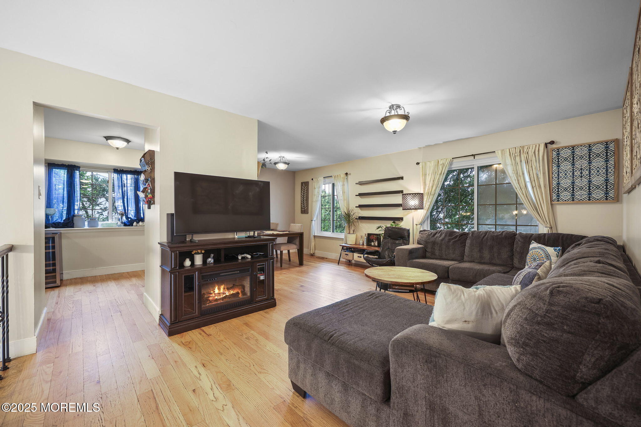 16 Peachstone Road