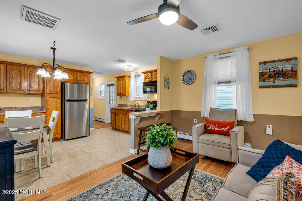 37 Sycamore Avenue, Middletown, New Jersey image 8