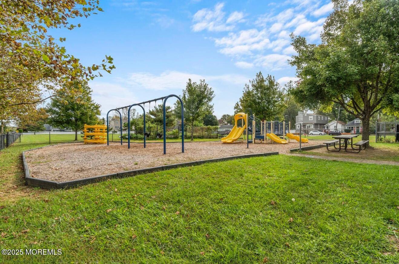 37 Sycamore Avenue, Middletown, New Jersey image 17