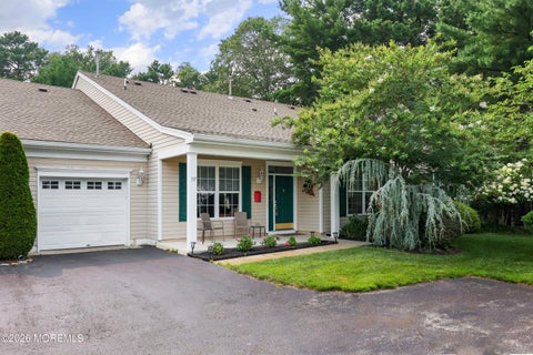 Condo For Sale - 137 Greenlawns Drive<br/> Ocean County, Lakewood, NJ 08701