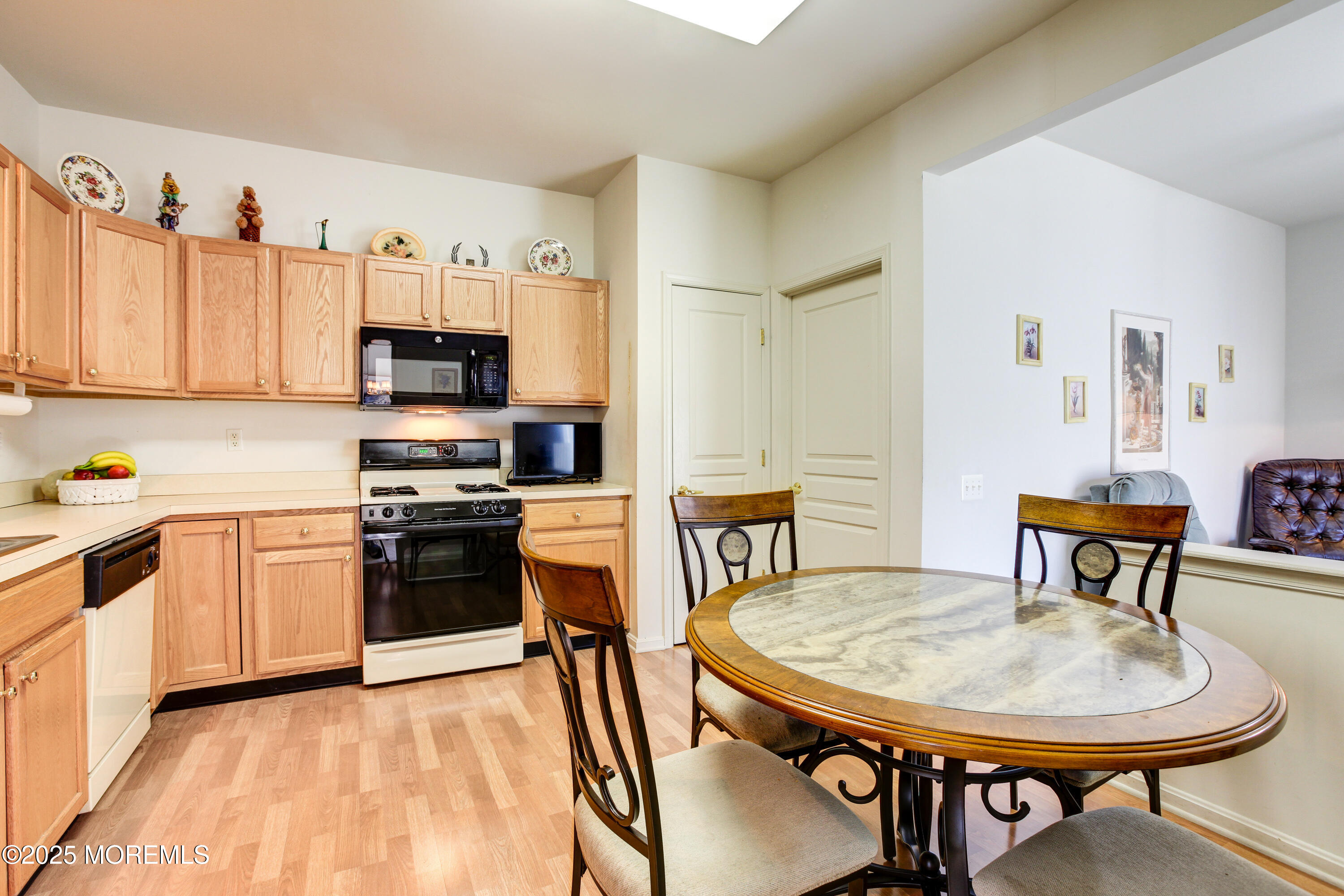 543 Waterside Boulevard #543, Monroe Township, New Jersey image 8