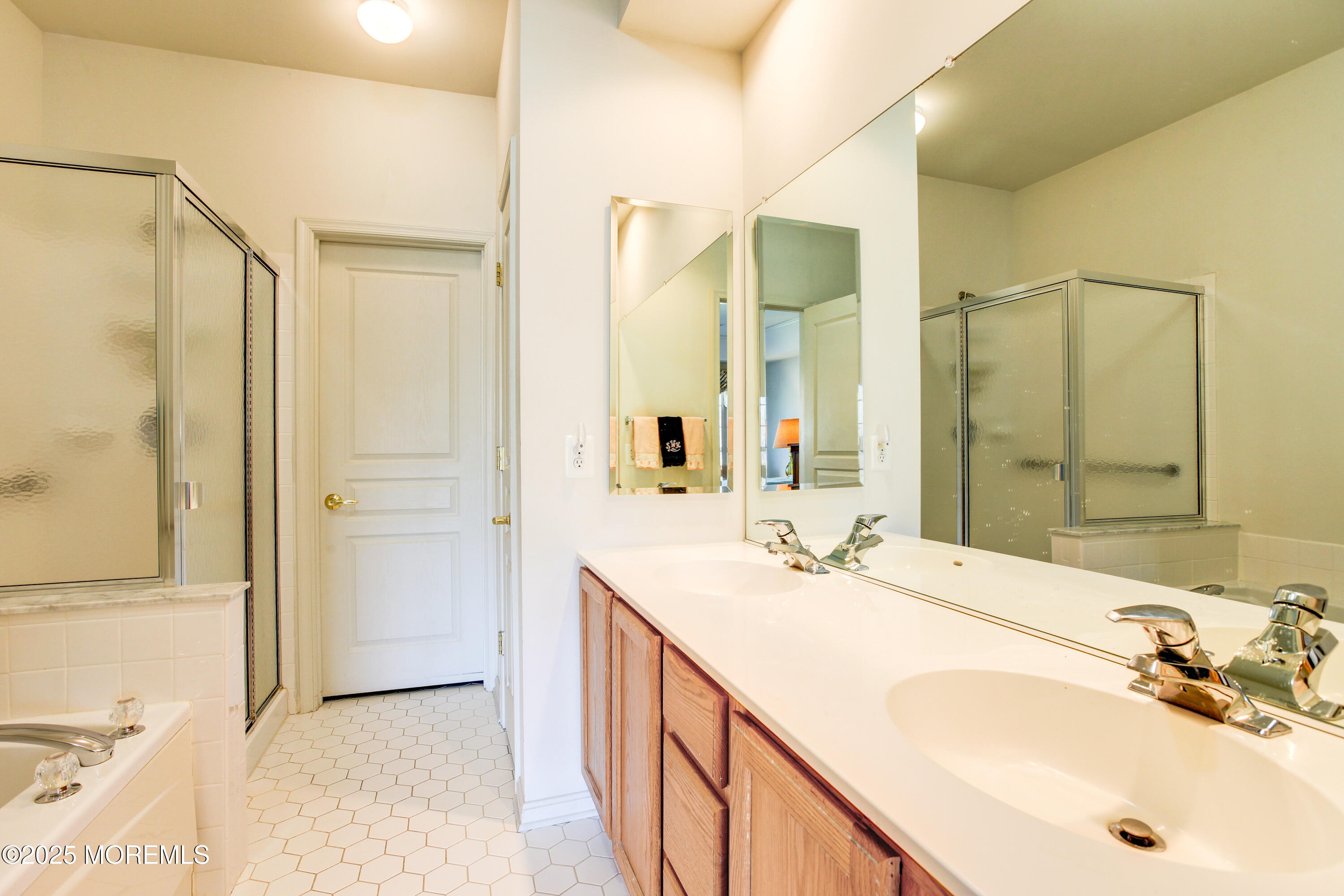 543 Waterside Boulevard #543, Monroe Township, New Jersey image 14