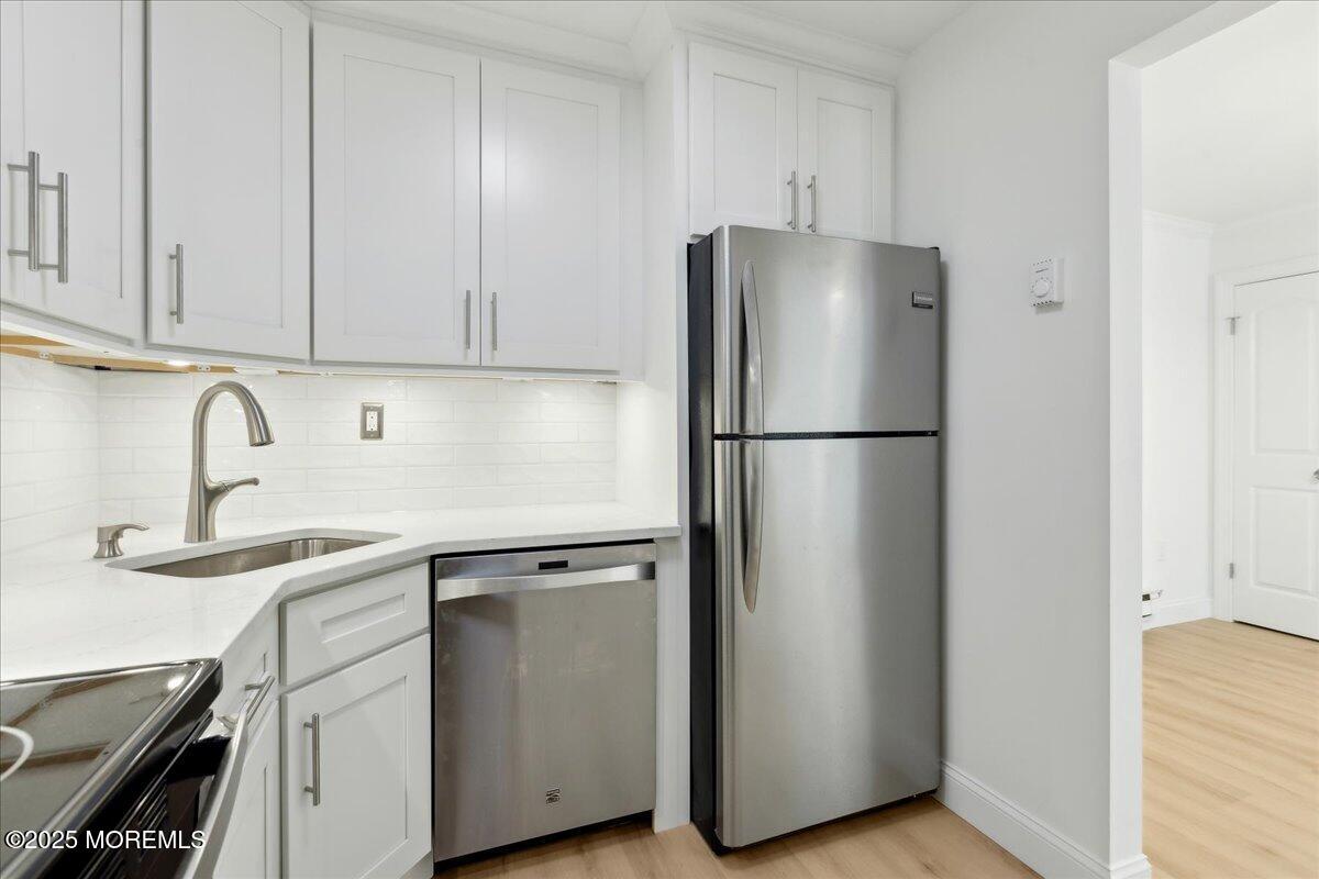 87 Arrowood Road #D, Manalapan, New Jersey image 3