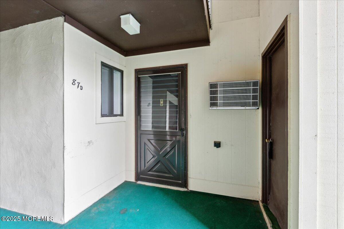 87 Arrowood Road #D, Manalapan, New Jersey image 17