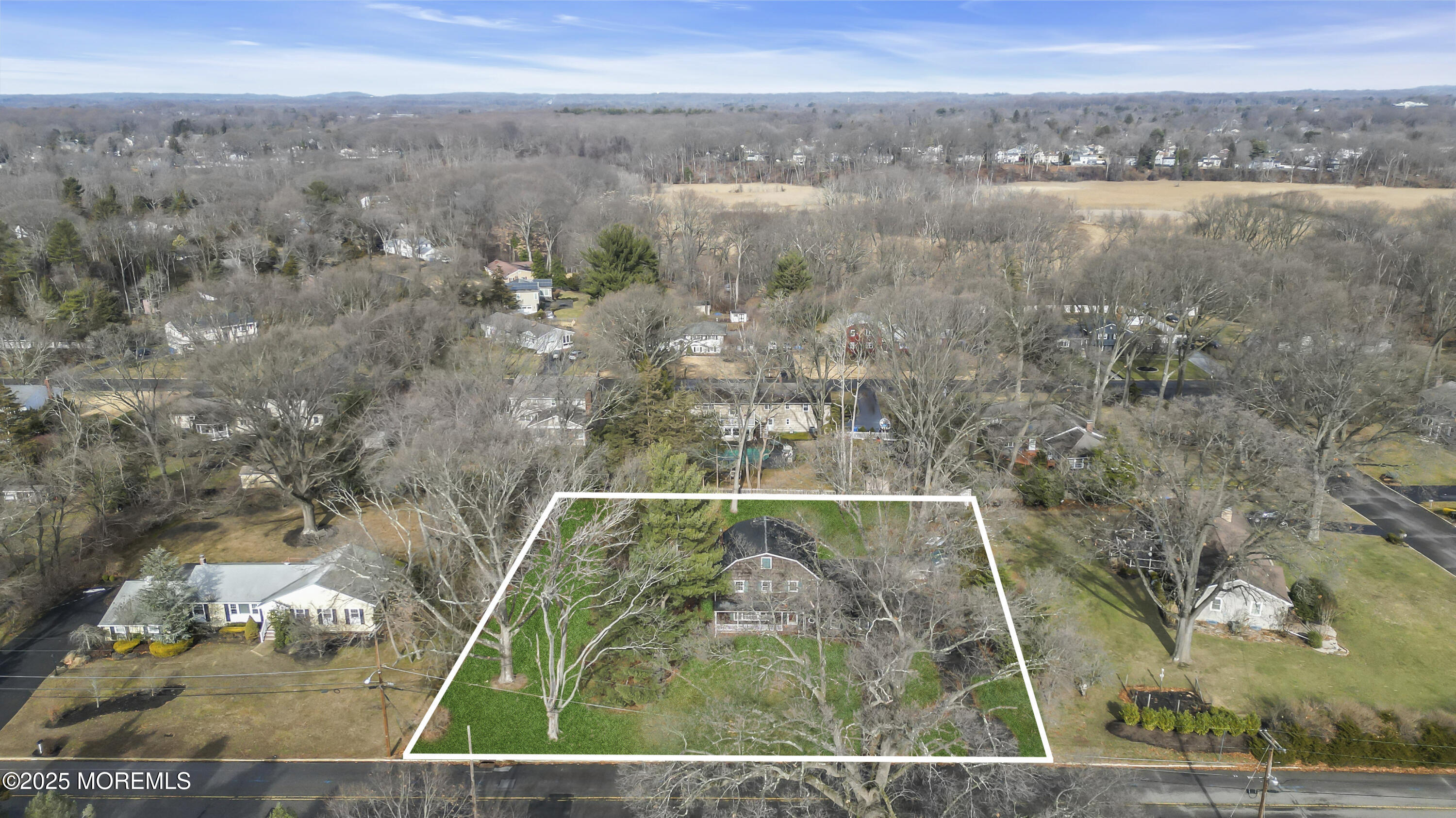 387 Riverdale Avenue W