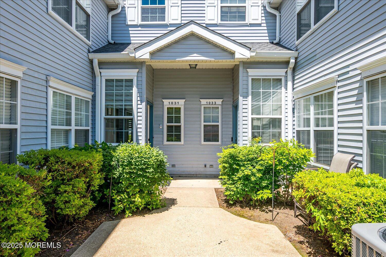 1031 Tarragon Court, Morganville, New Jersey image 4