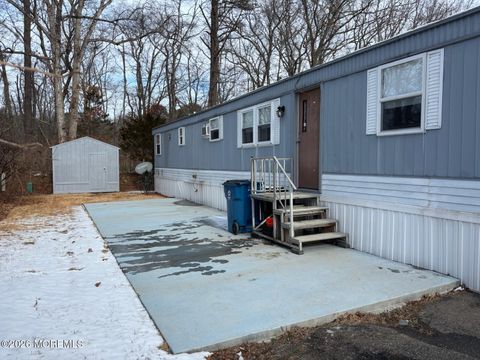 Homes For Sale - 4 Alexander Avenue<br/> Jackson, NJ 08527
