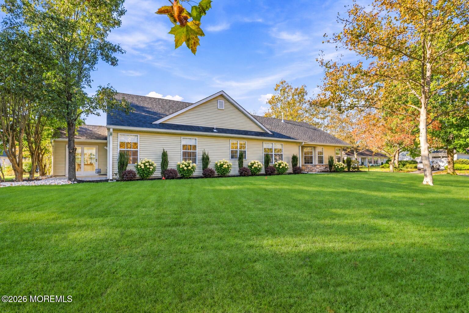 6 Round Valley Court