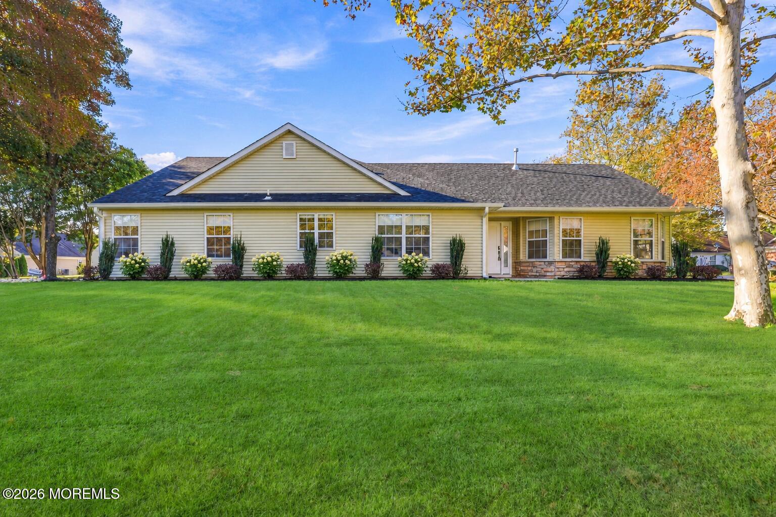6 Round Valley Court