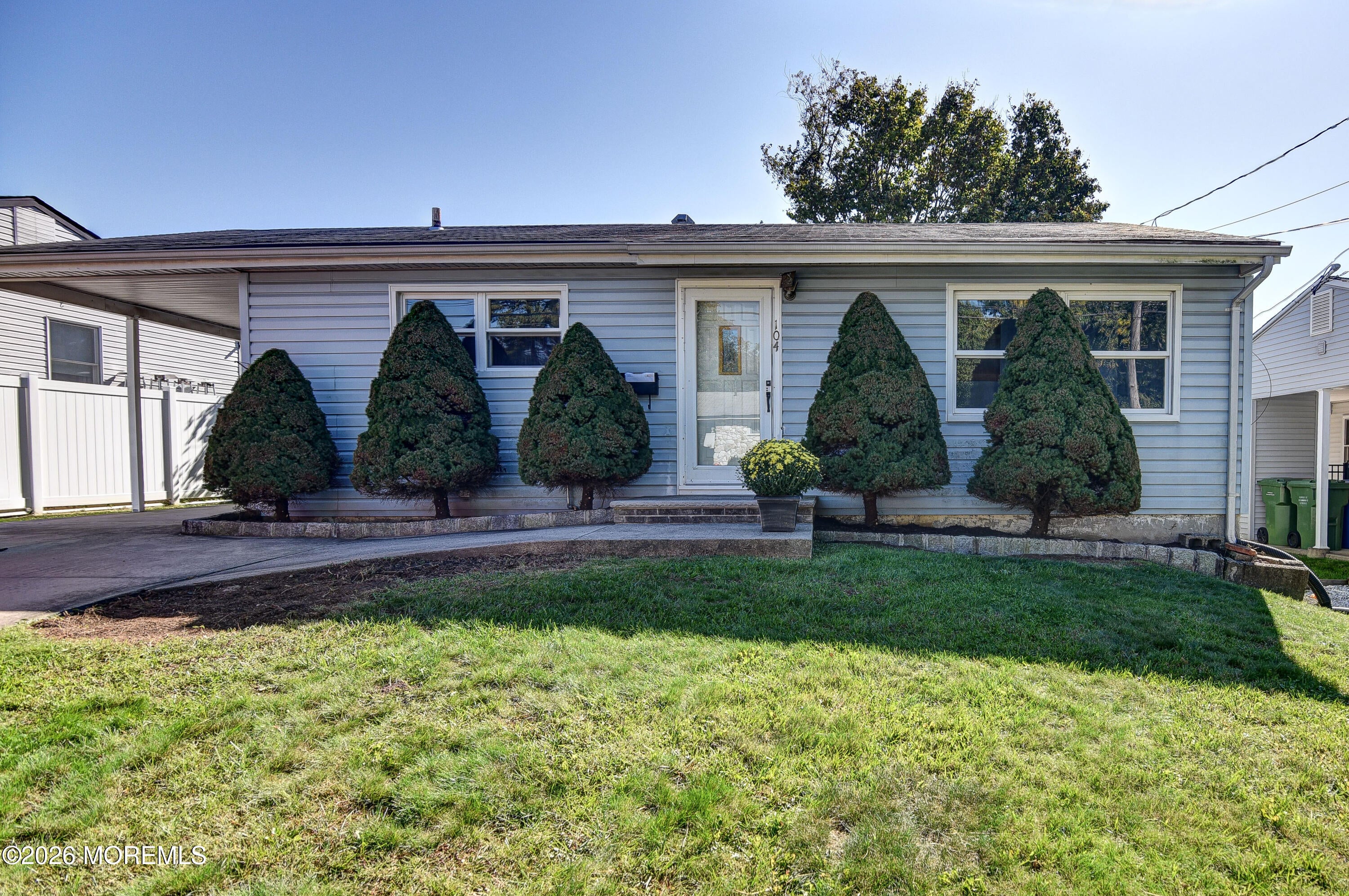104 Pinetree Drive