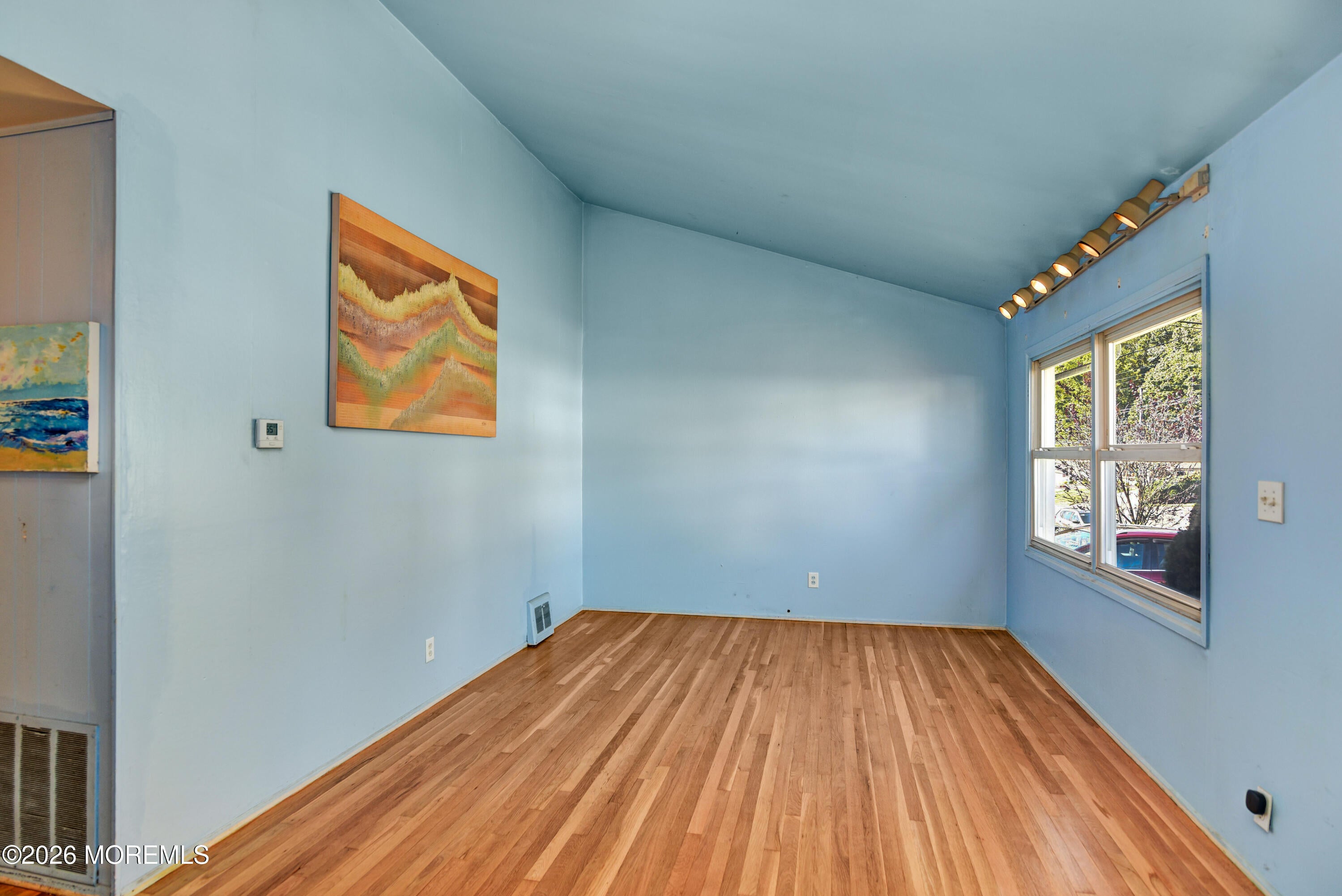 104 Pinetree Drive