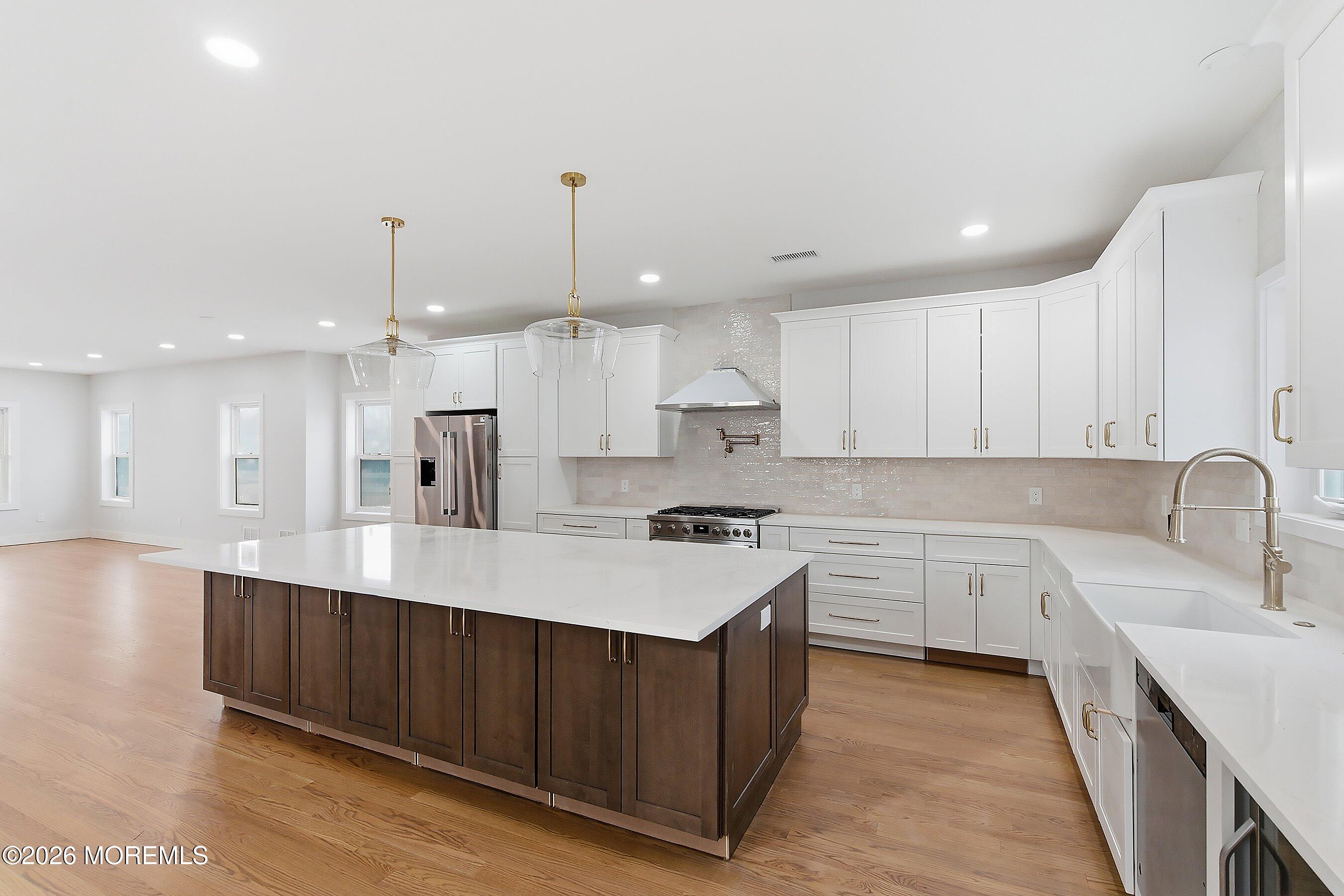 54 W Washington Avenue