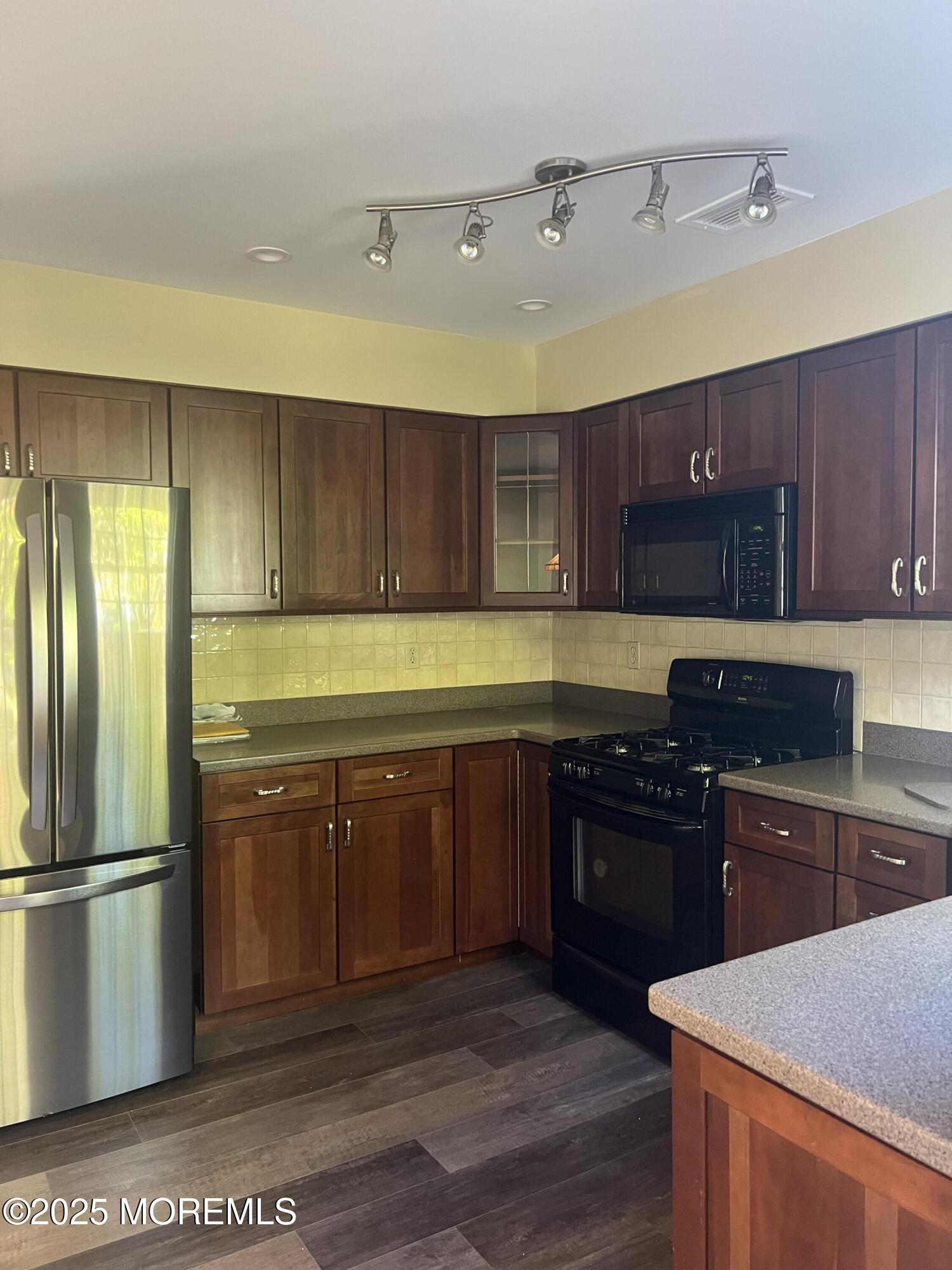 48 Old Orchard Lane 1103