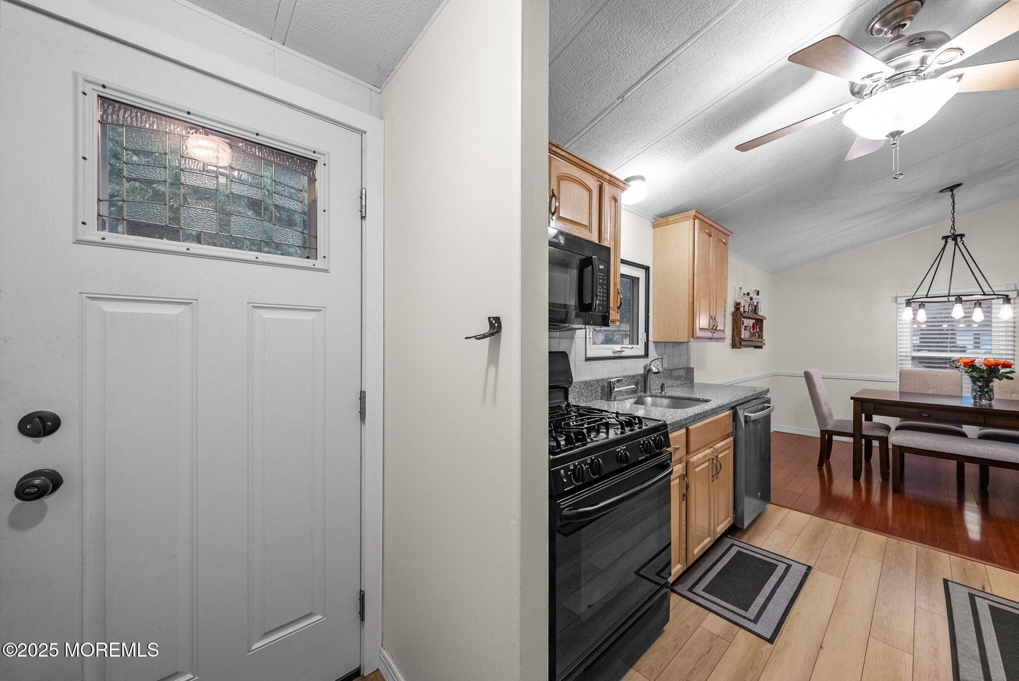 15 Cedar Court, Manalapan, New Jersey image 5