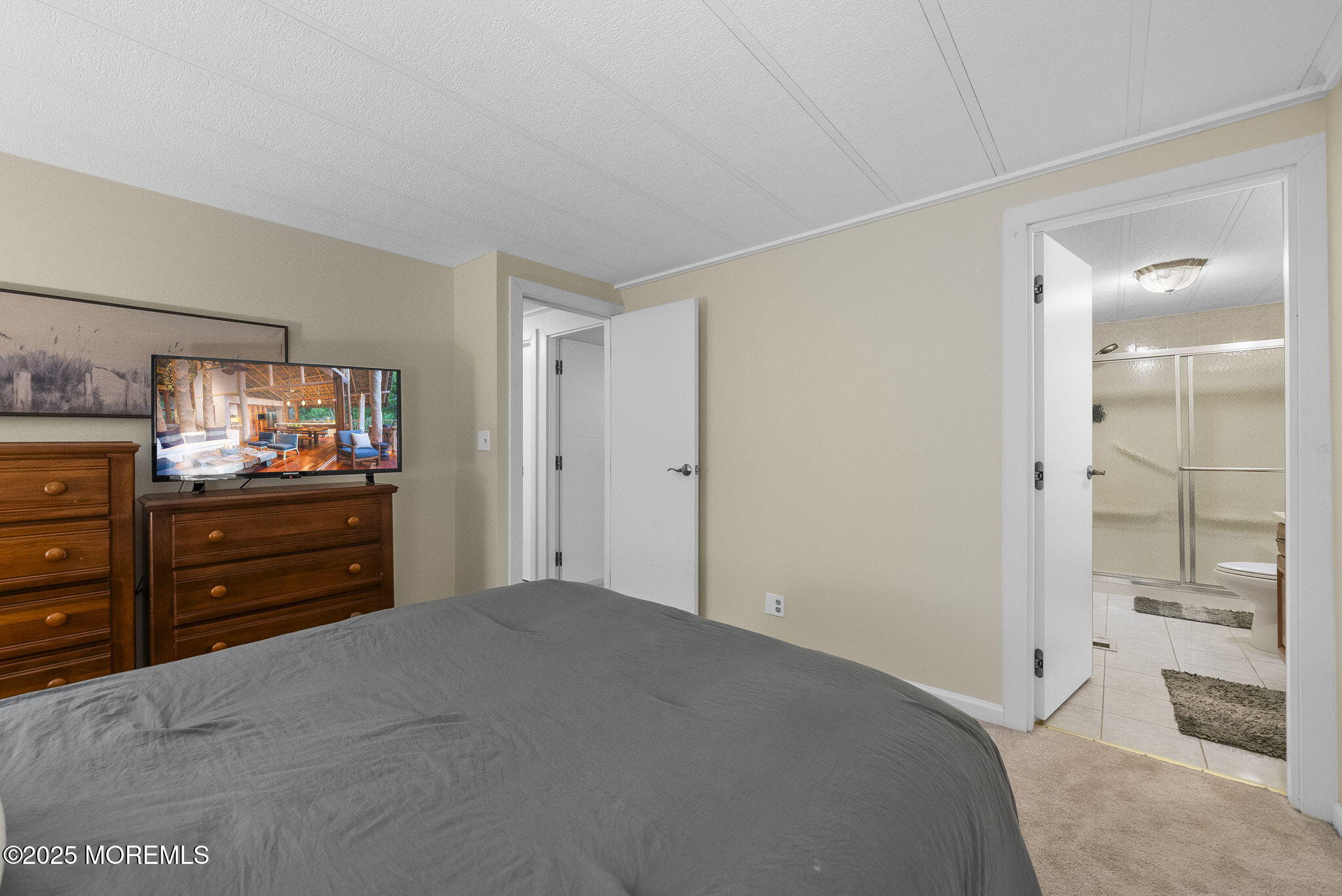 15 Cedar Court, Manalapan, New Jersey image 13