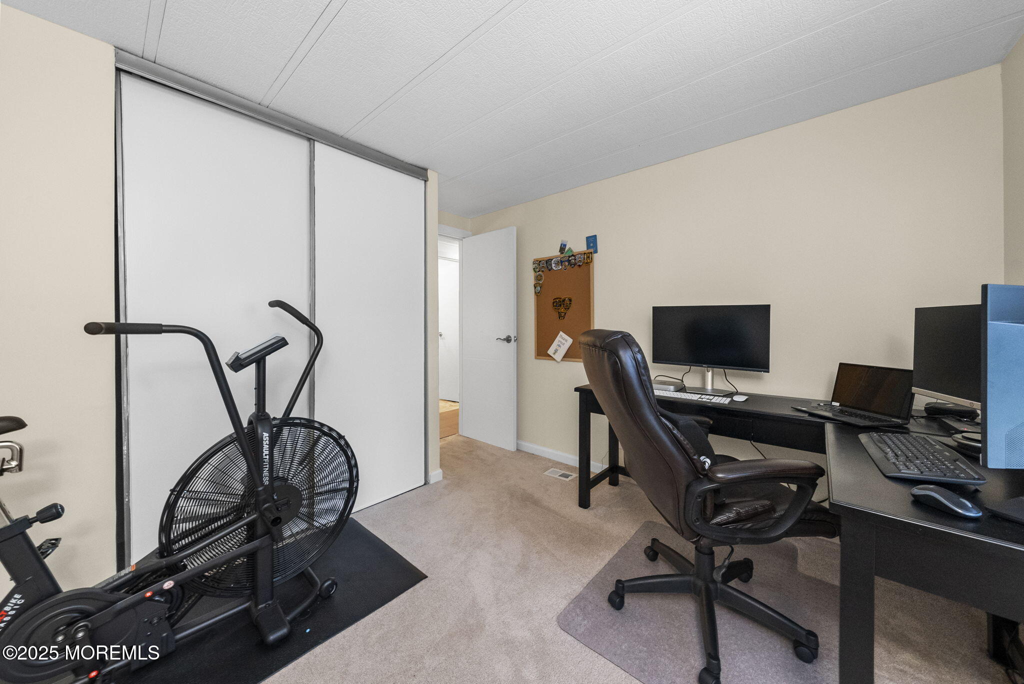 15 Cedar Court, Manalapan, New Jersey image 19