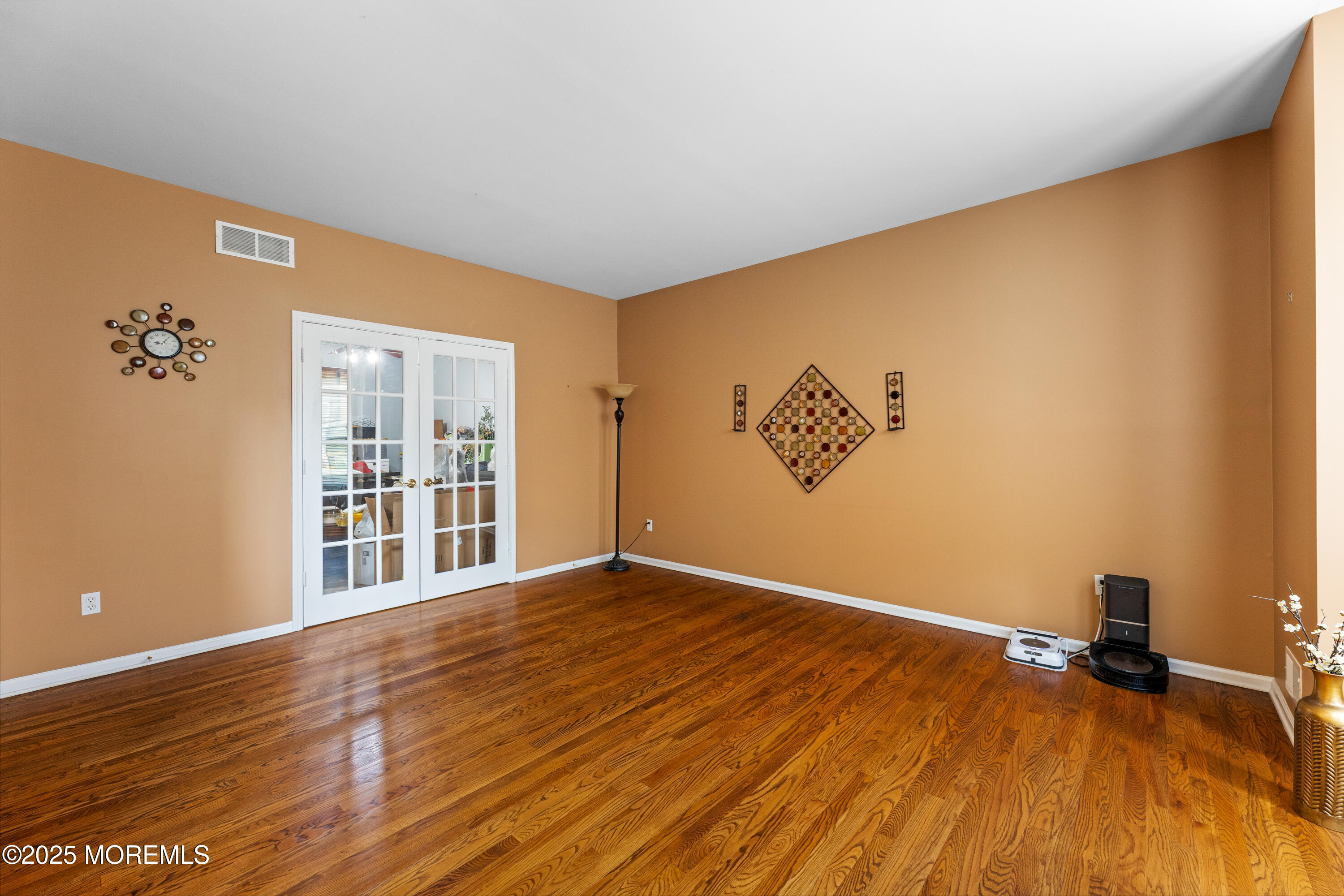 10 Emma Lane, Jackson, New Jersey image 9