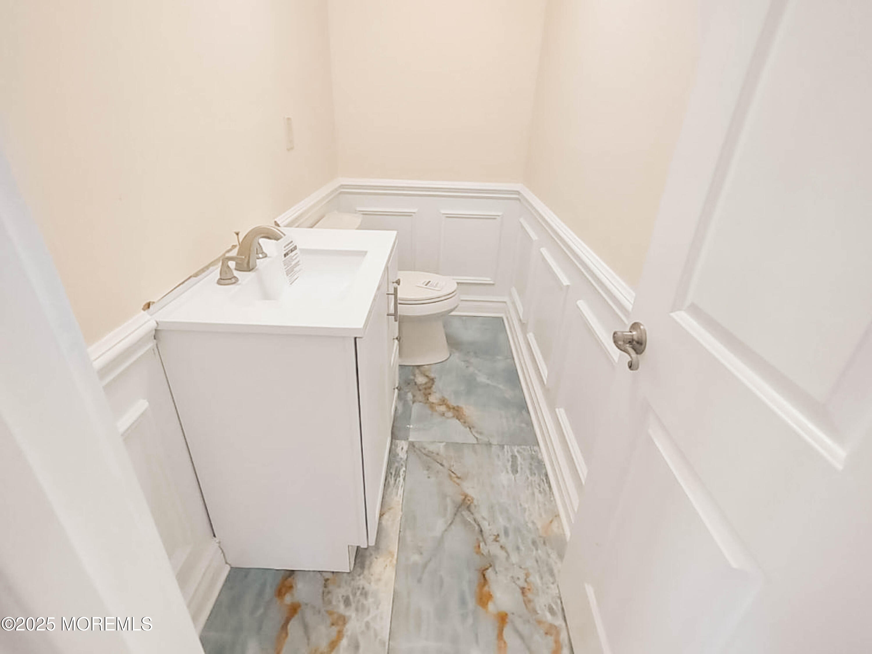 48 Smallwood Lane, Manalapan, New Jersey image 19