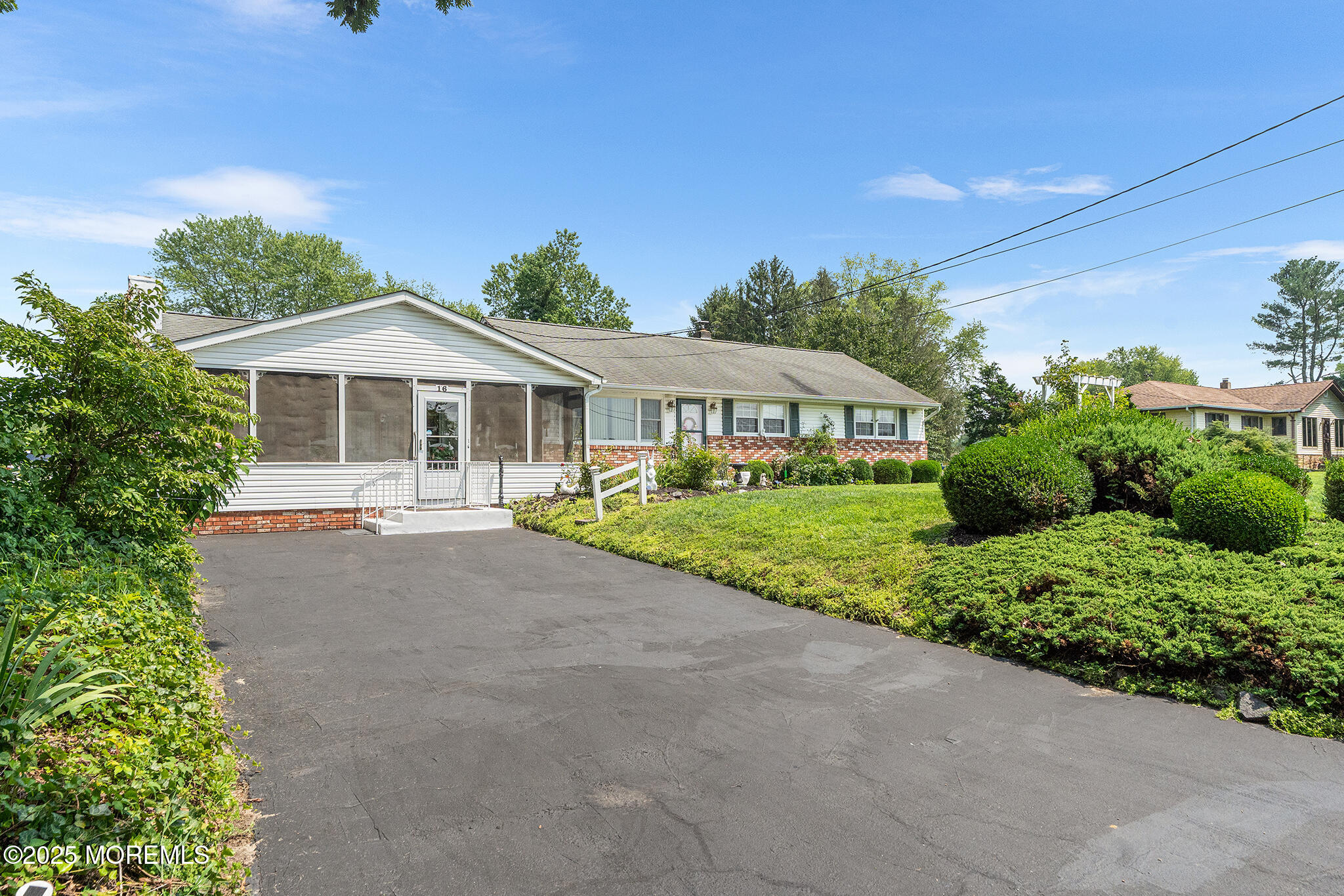 16 Inman Road