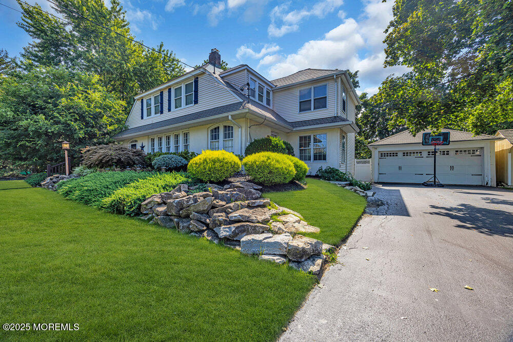 42 Edgemere Drive