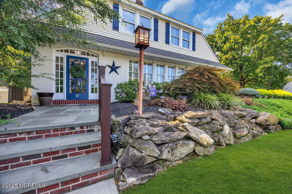 42 Edgemere Drive