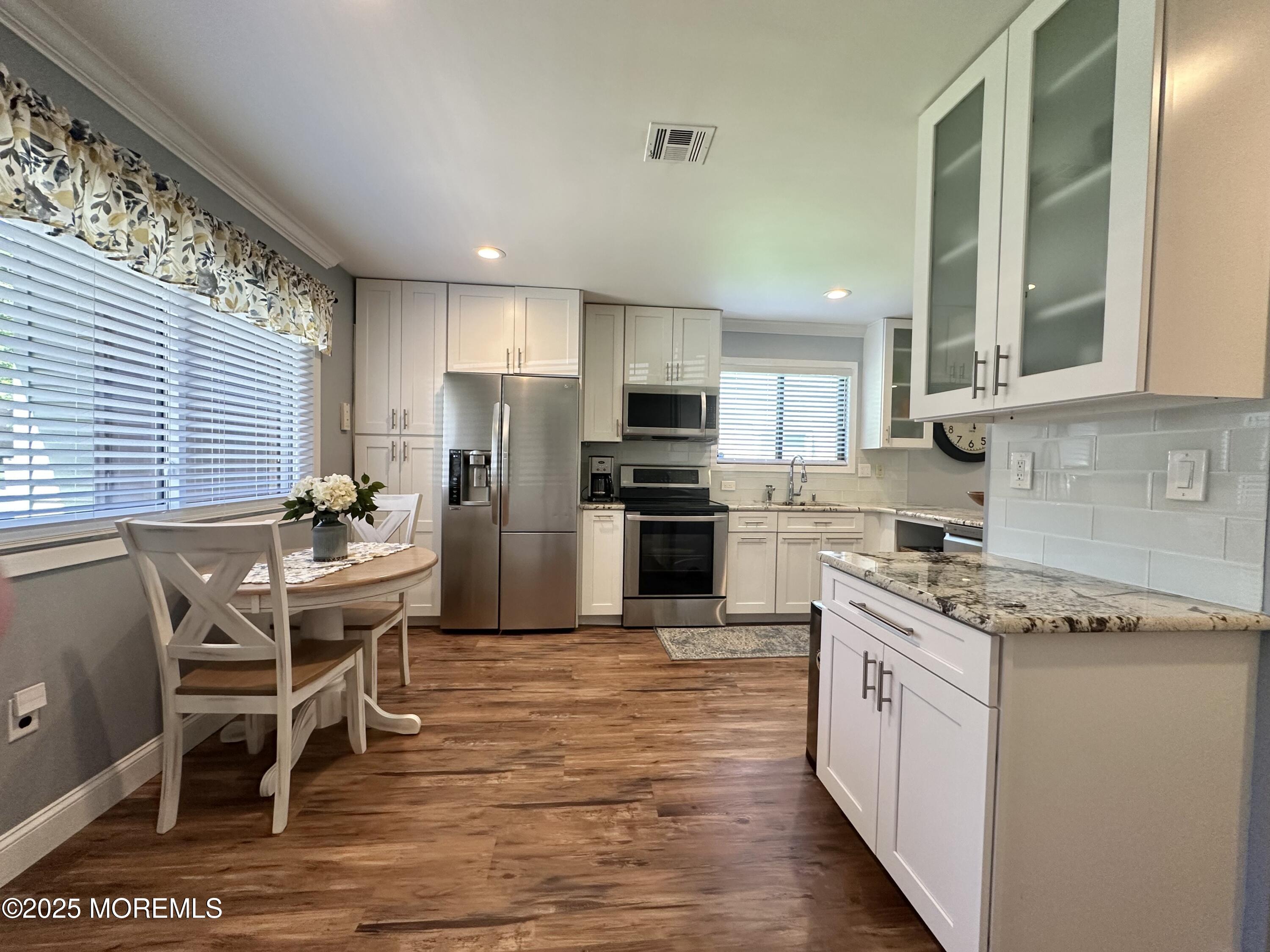 222 Medford Court #A, Manalapan, New Jersey image 4
