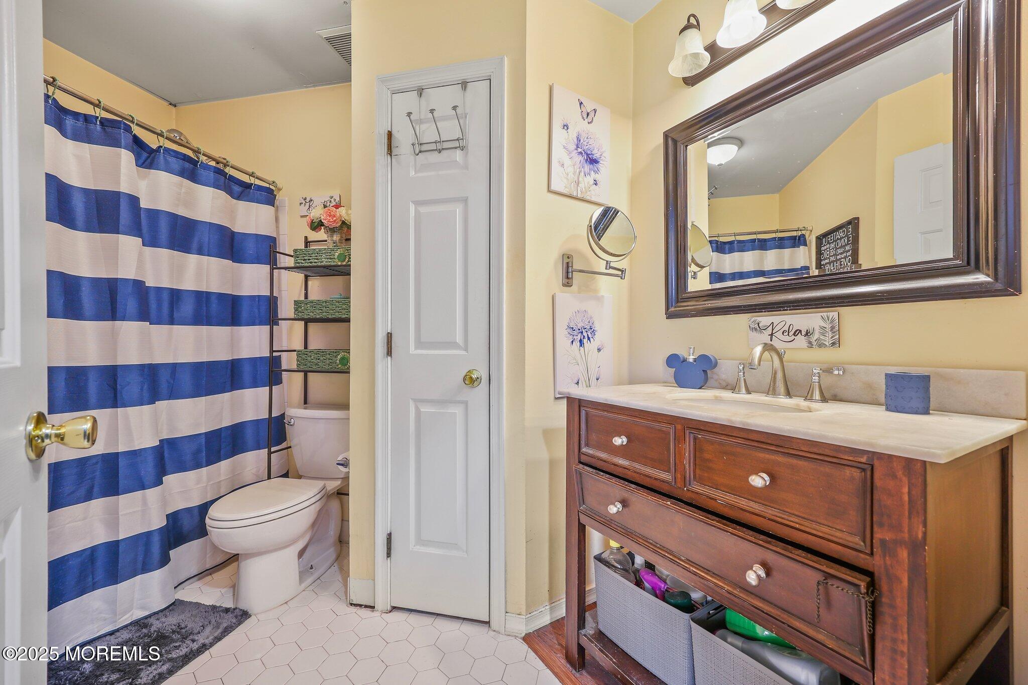 2308 Timber Ridge Court, Sayreville, New Jersey image 24