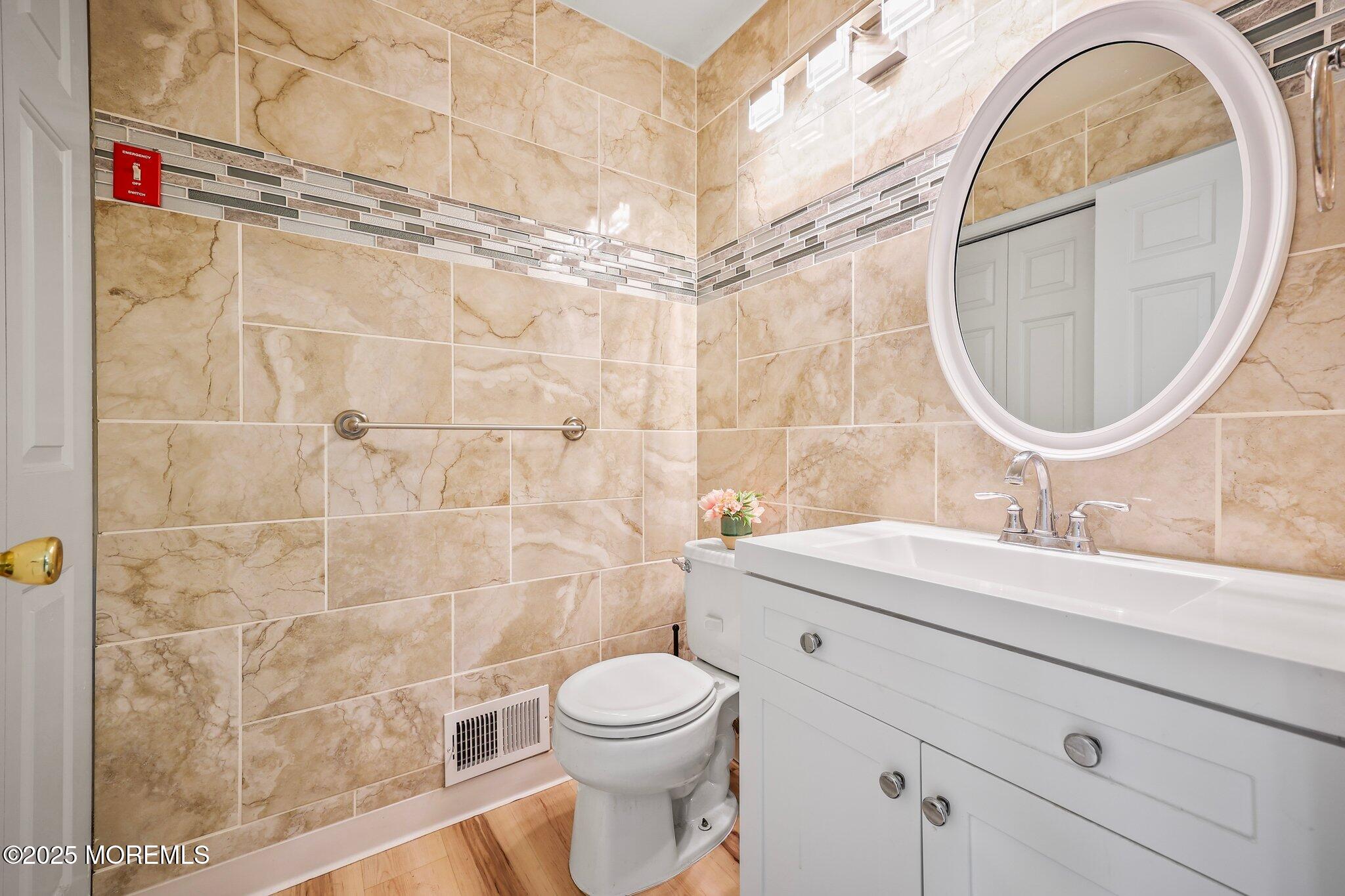 2308 Timber Ridge Court, Sayreville, New Jersey image 16