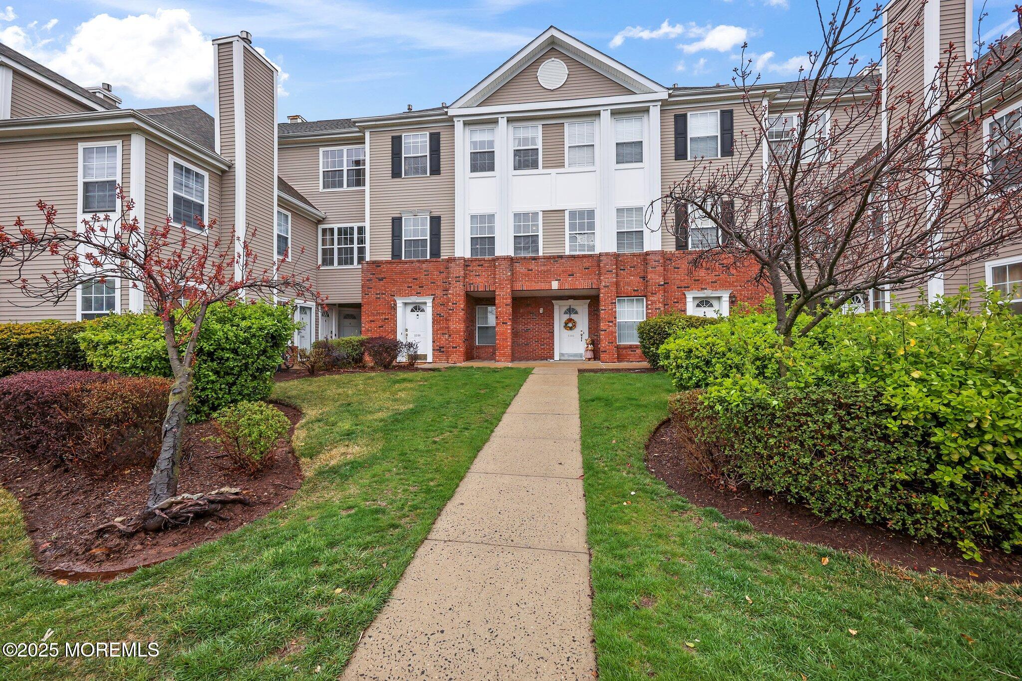 2308 Timber Ridge Court, Sayreville, New Jersey image 3