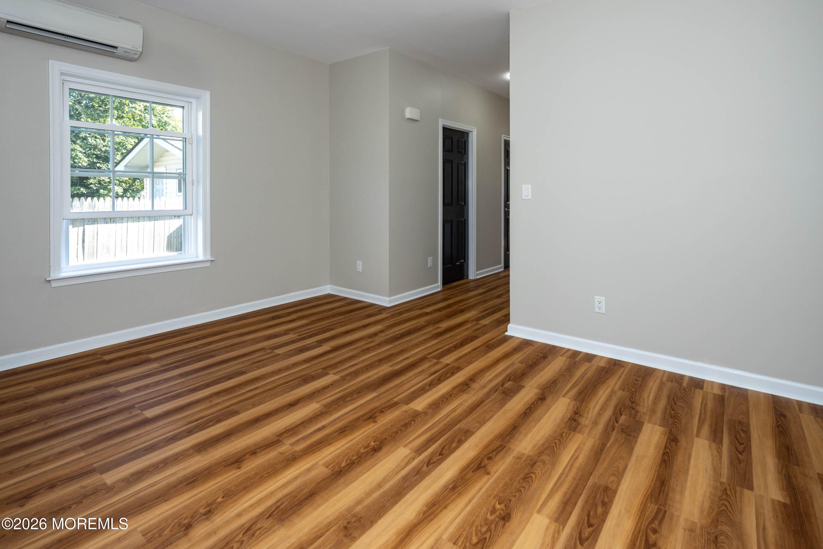 186 Monmouth Avenue