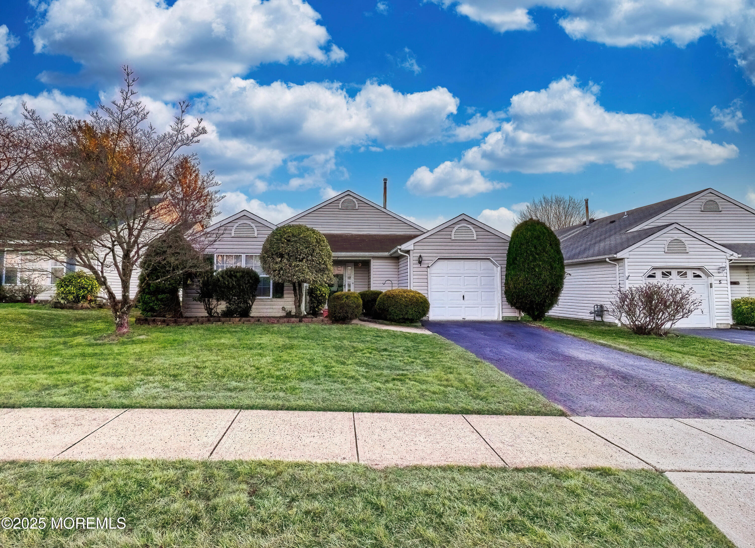 7 Mayapple Drive, Brick, New Jersey image 4