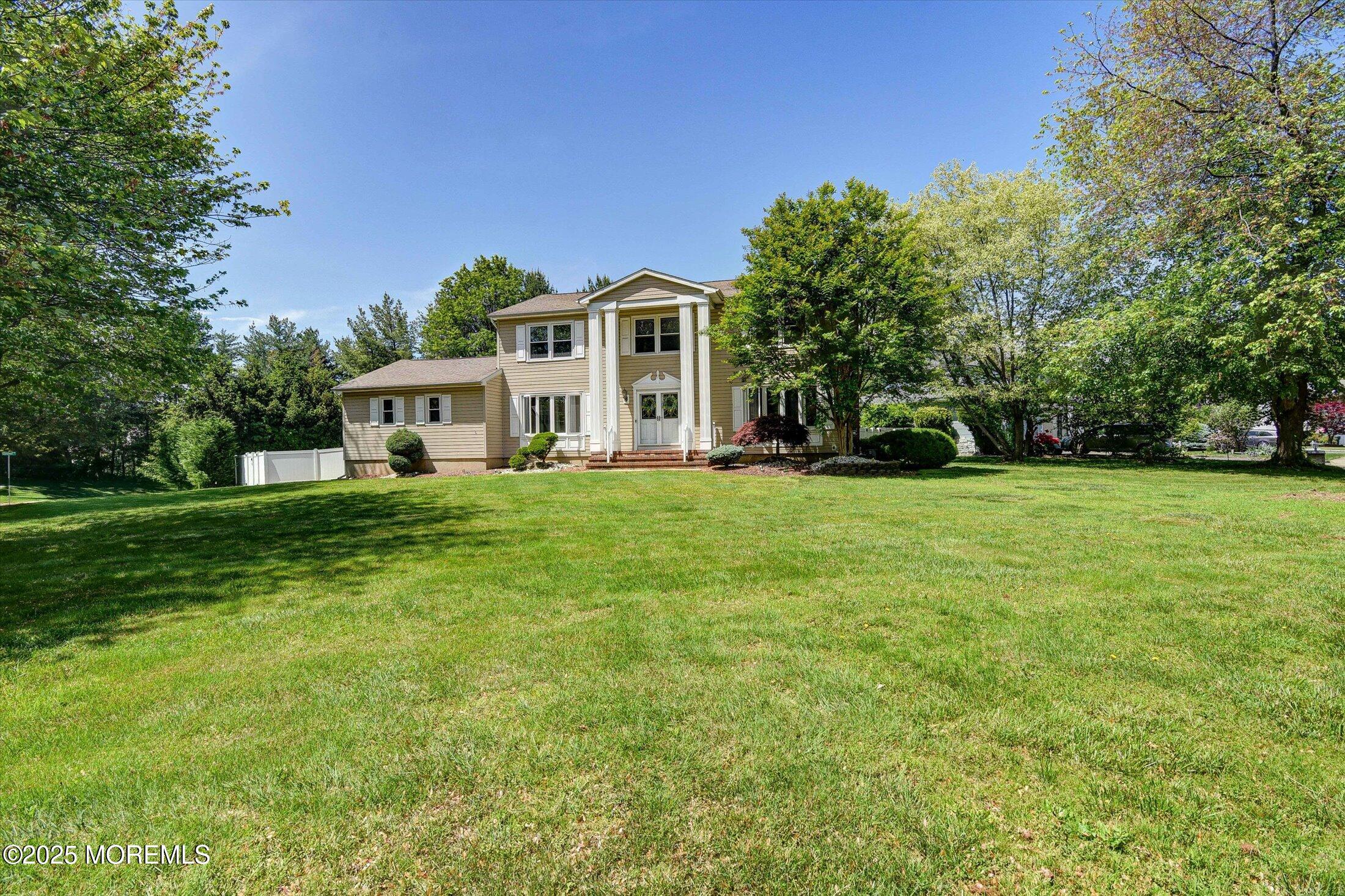 58 Rockwell Circle