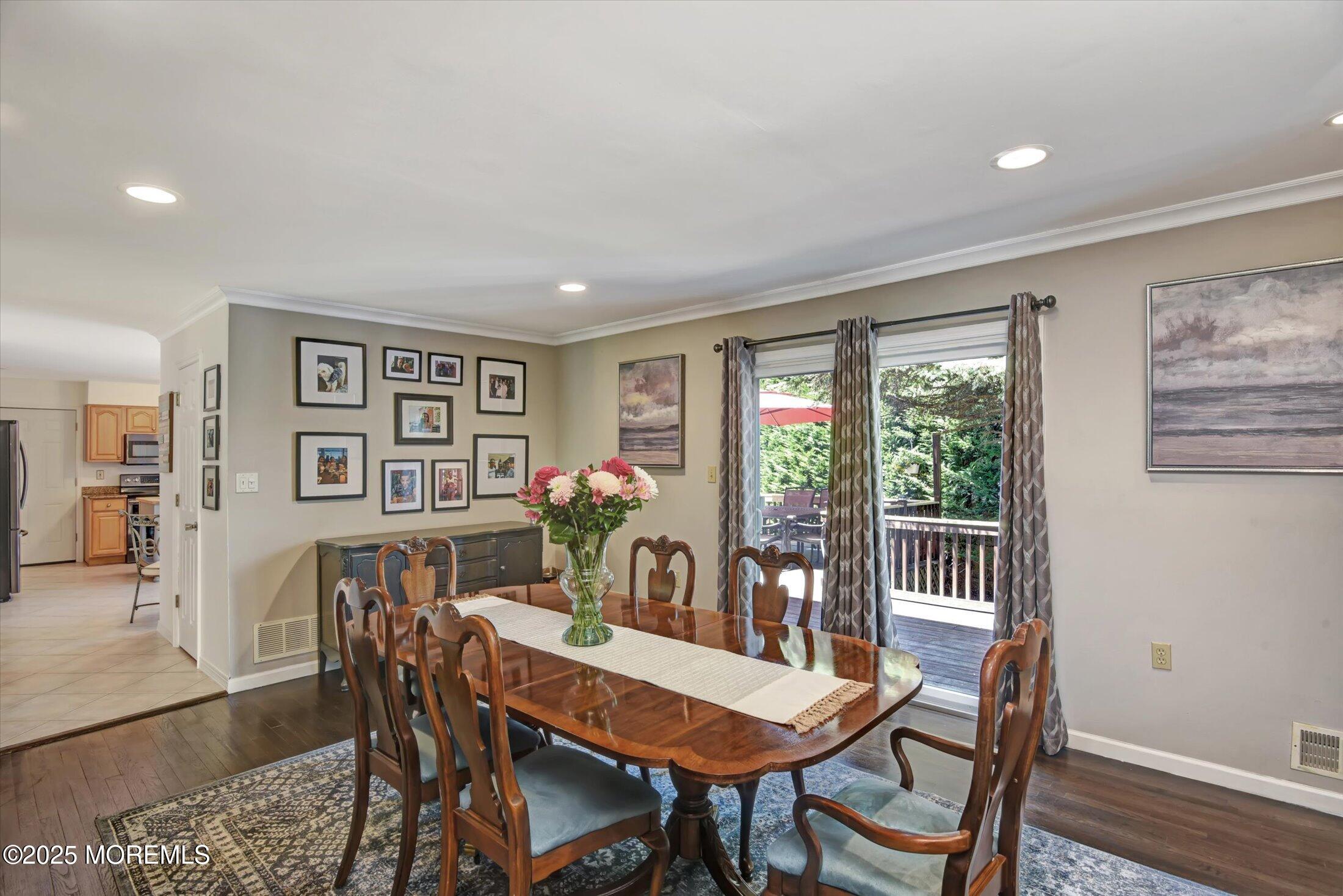 58 Rockwell Circle, Marlboro, New Jersey image 12