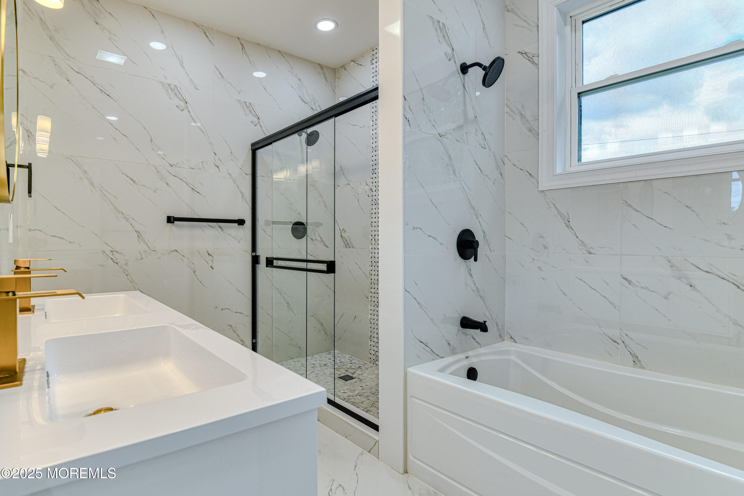 112 Mundy Avenue, Edison, New Jersey image 36