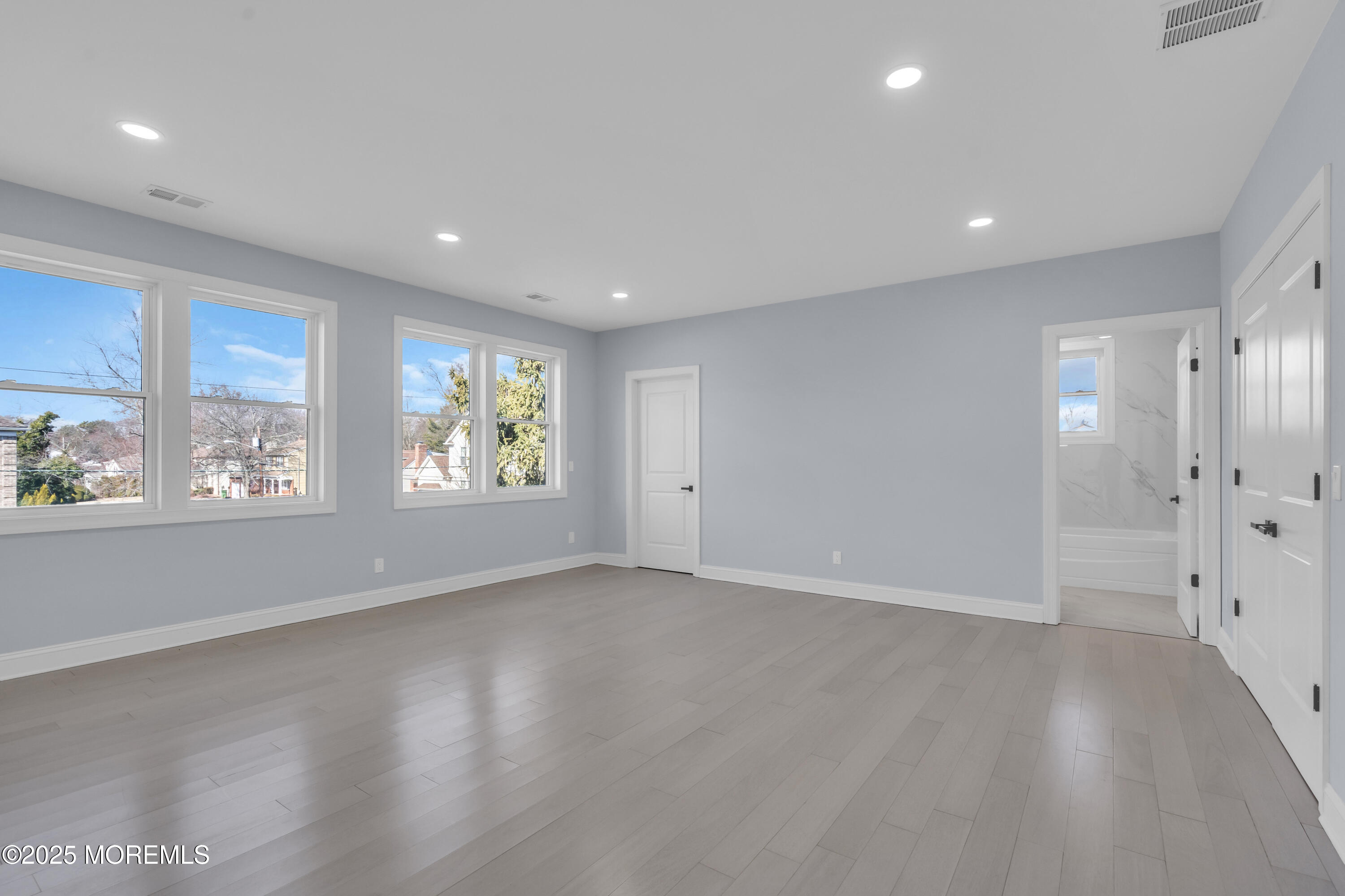 112 Mundy Avenue, Edison, New Jersey image 33