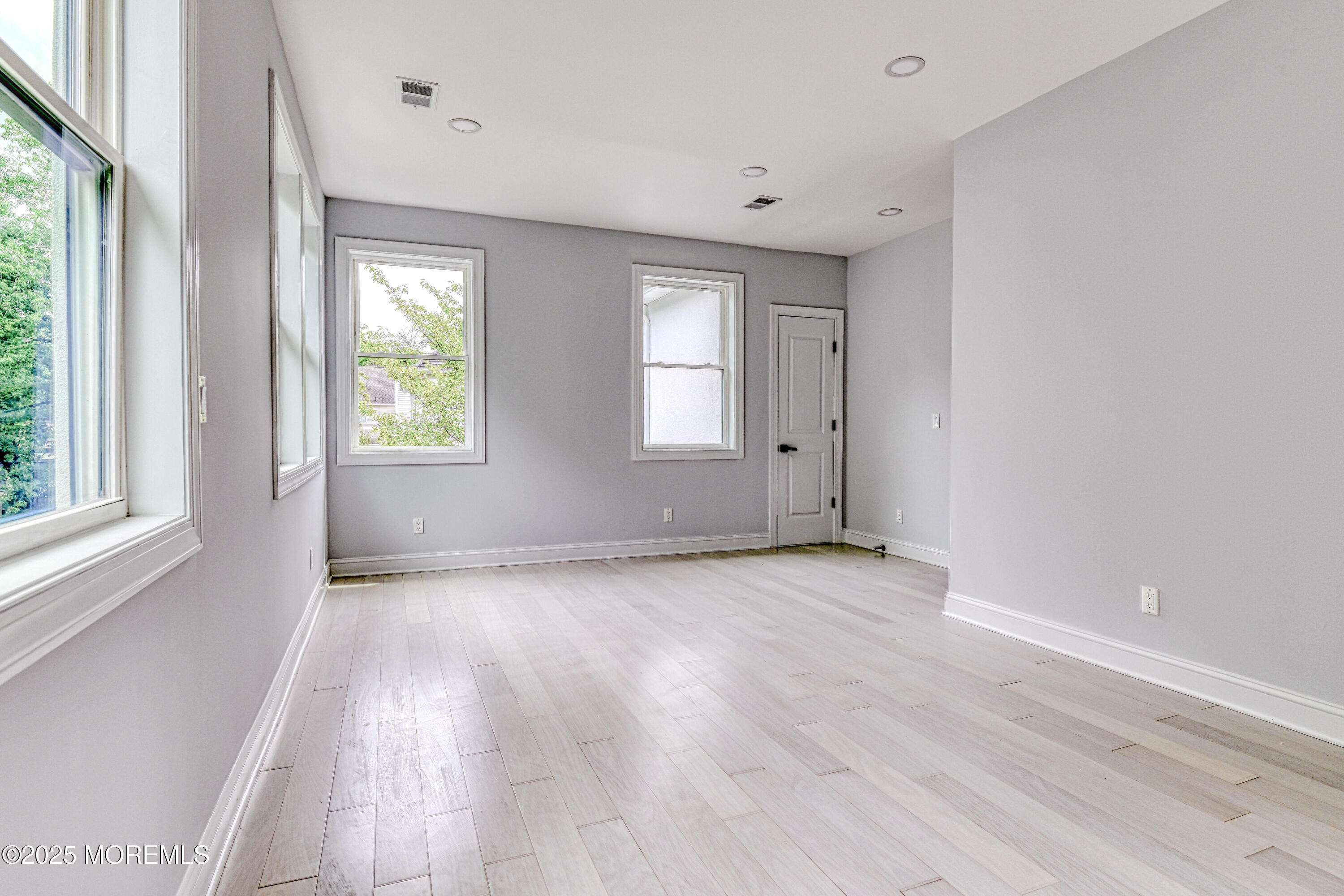 112 Mundy Avenue, Edison, New Jersey image 45