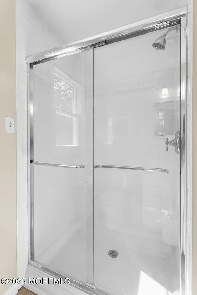 Middletown, New Jersey 07748, United States, 4 Bedrooms Bedrooms, ,4 BathroomsBathrooms,Residential,Pending,203700