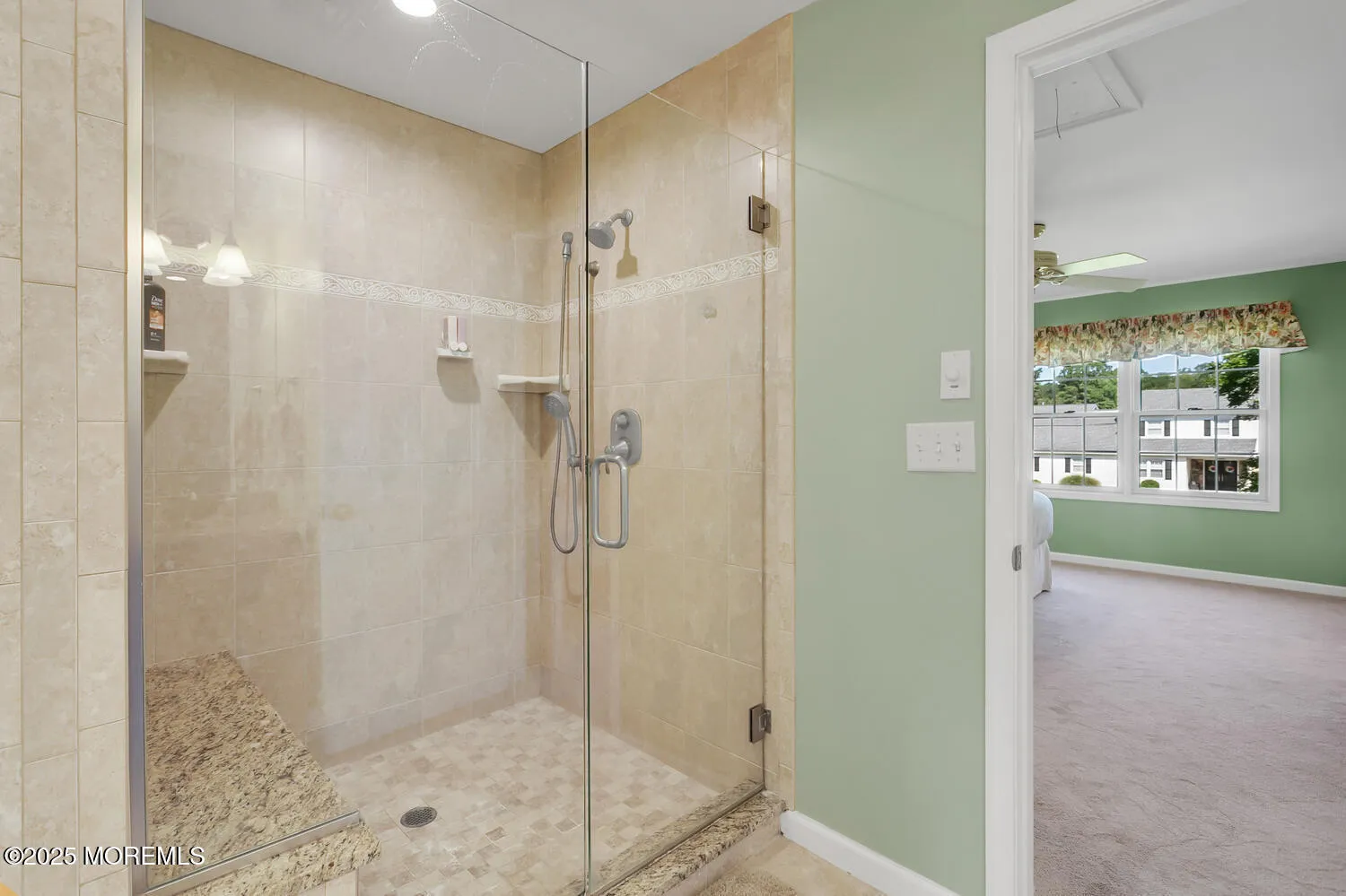 Middletown, New Jersey 07748, United States, 4 Bedrooms Bedrooms, ,4 BathroomsBathrooms,Residential,Pending,203700