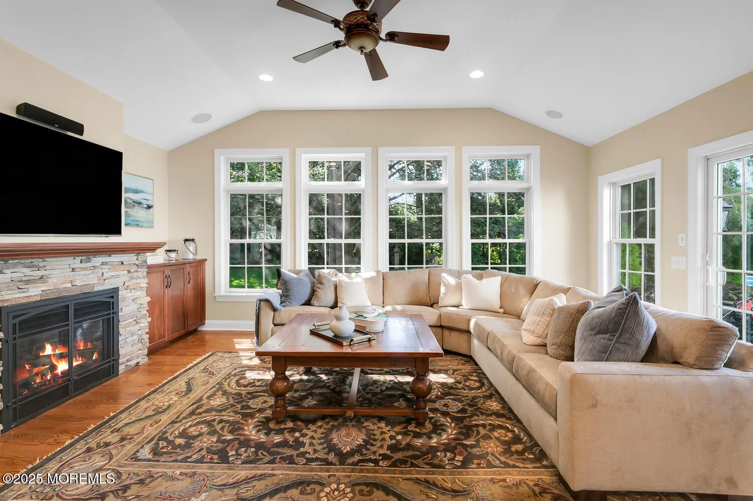 Middletown, New Jersey 07748, United States, 4 Bedrooms Bedrooms, ,4 BathroomsBathrooms,Residential,Pending,203700