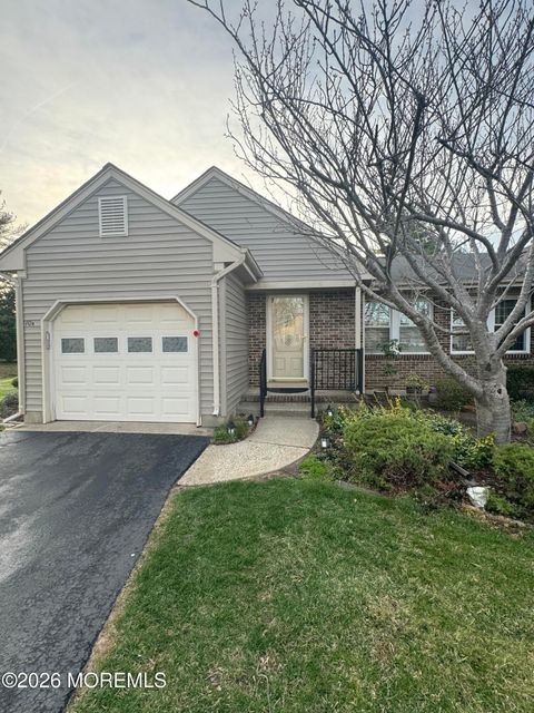 Condo For Sale - 10B Molly Pitcher Court<br/> Monroe, NJ 08831