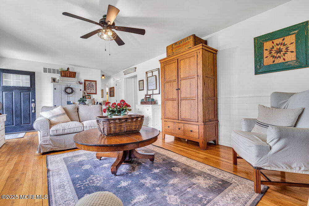 375 Tenth Avenue, Manchester, New Jersey image 20
