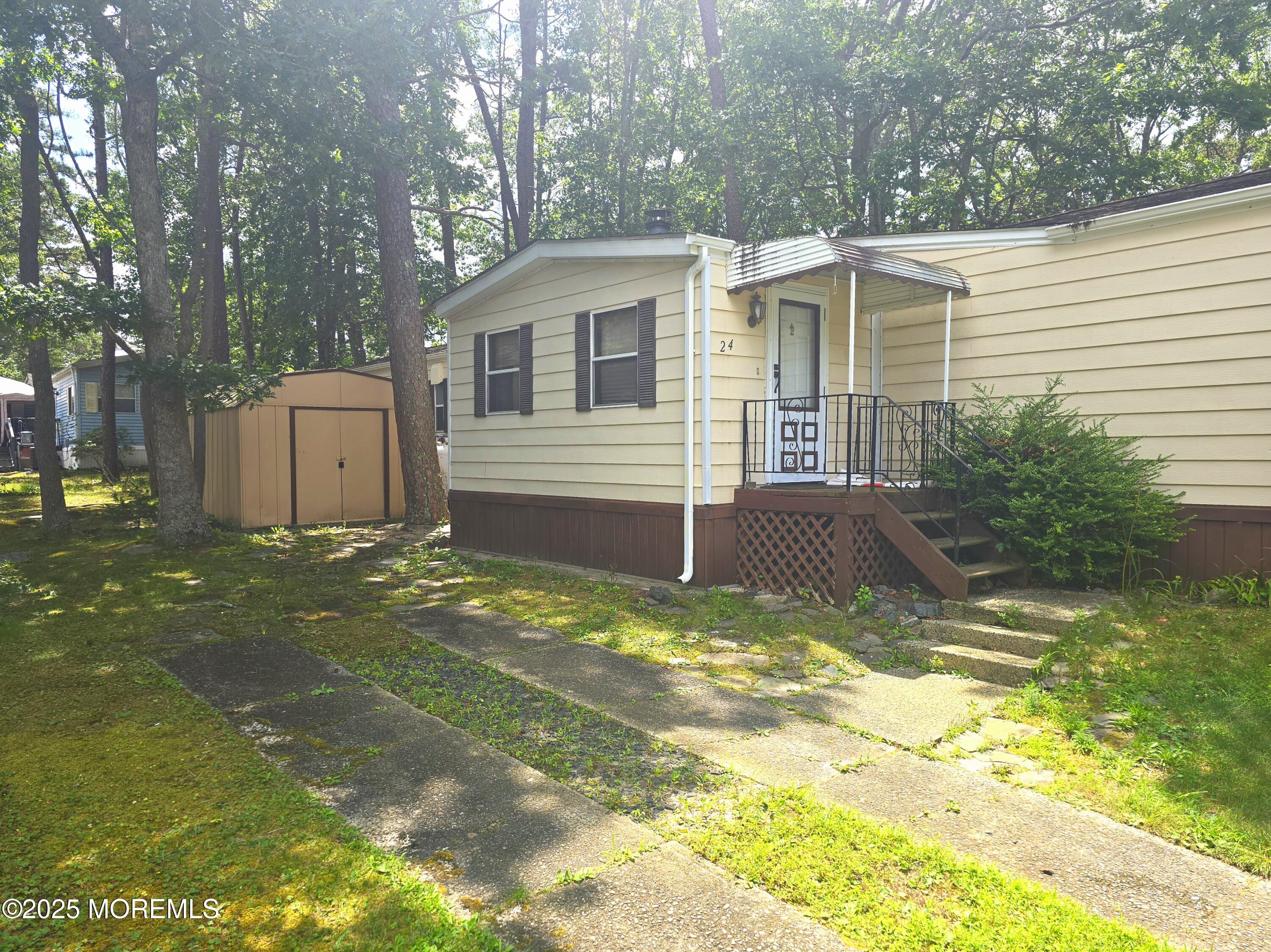 24 Gardenia Place