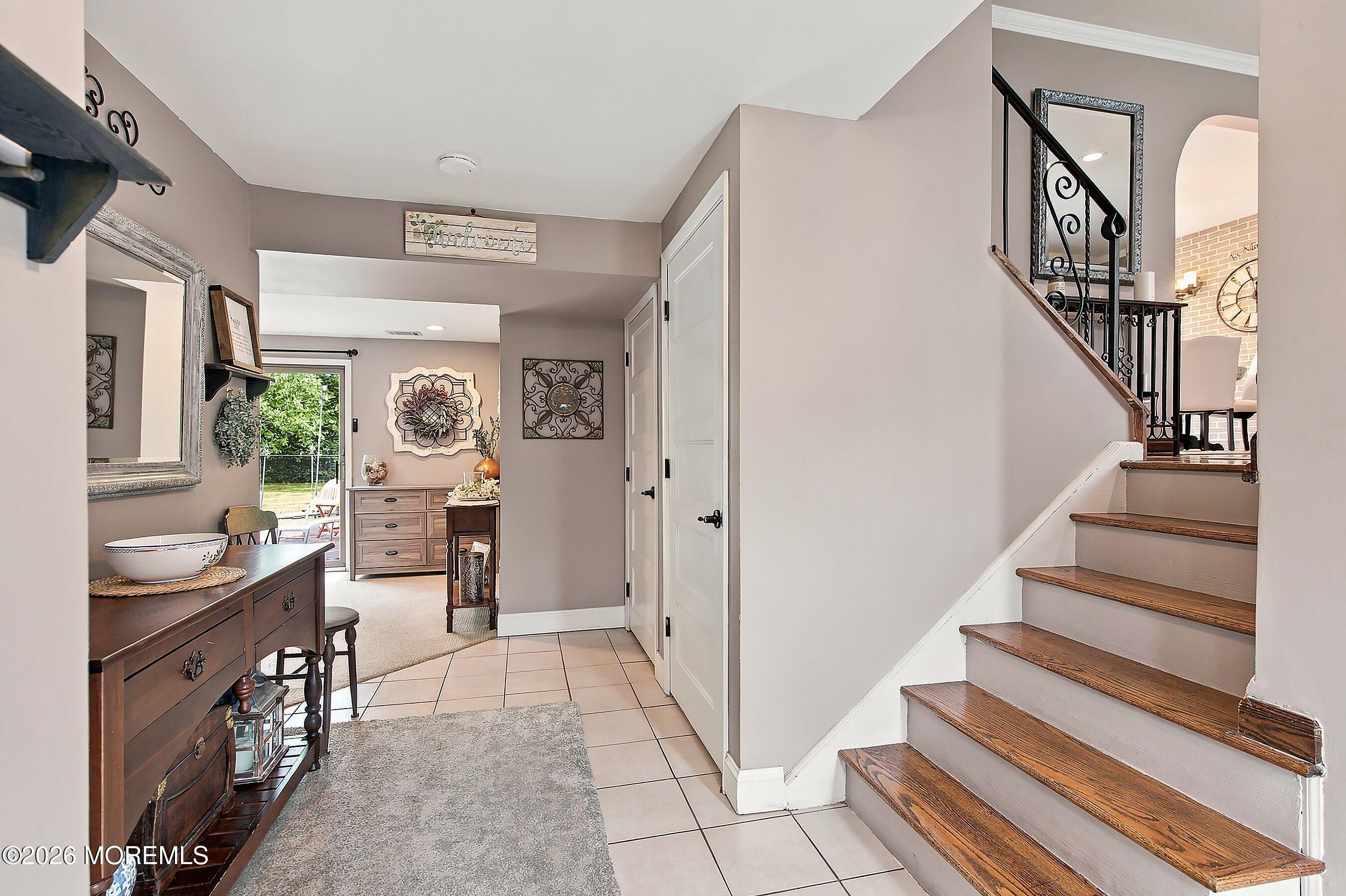 11 Stratford Drive