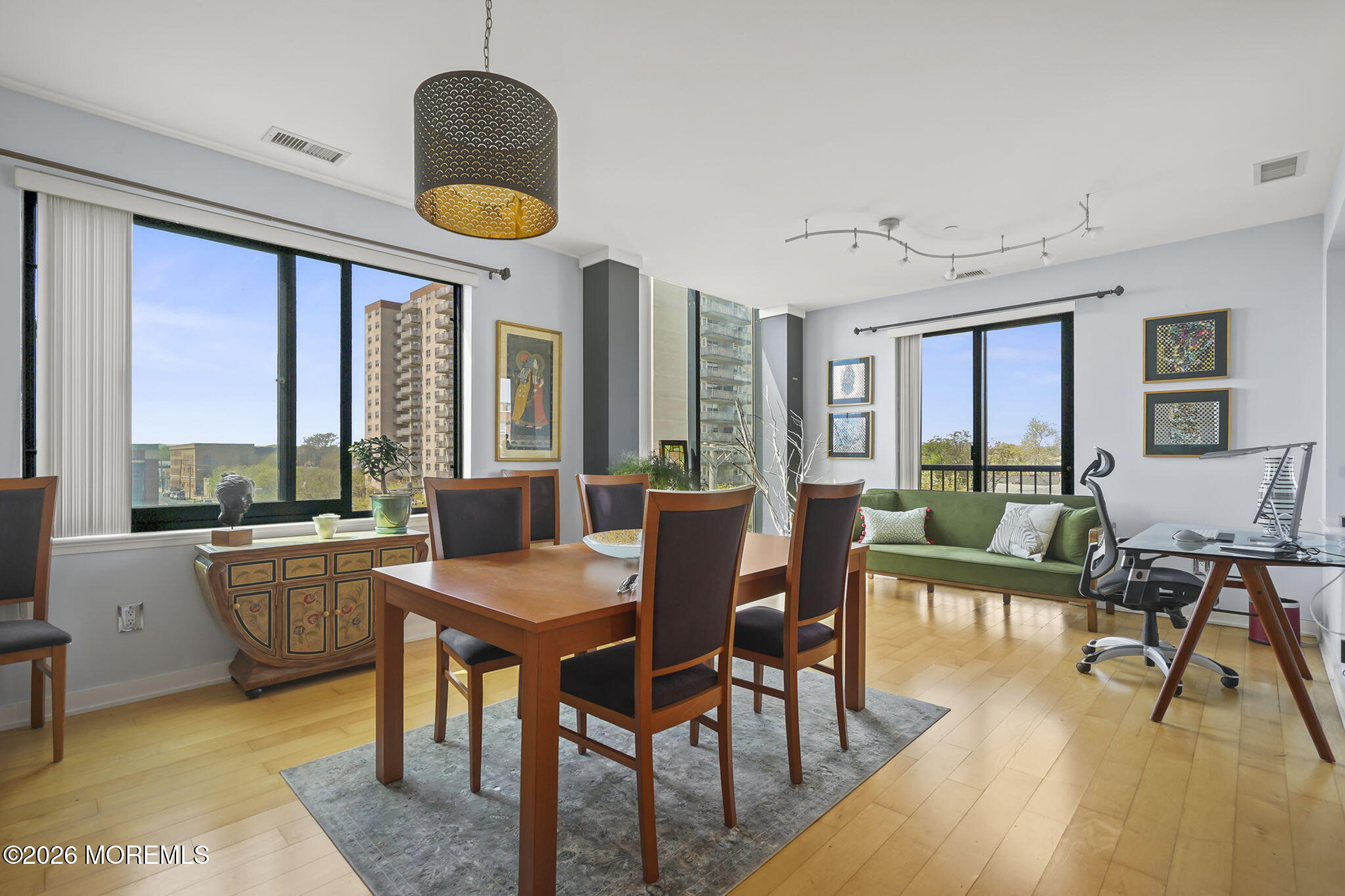 510 Monroe Avenue 401